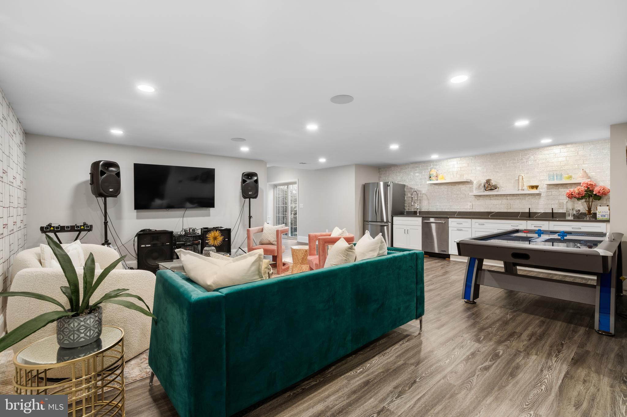 NORTHAMPTON PRSRVE - Residential