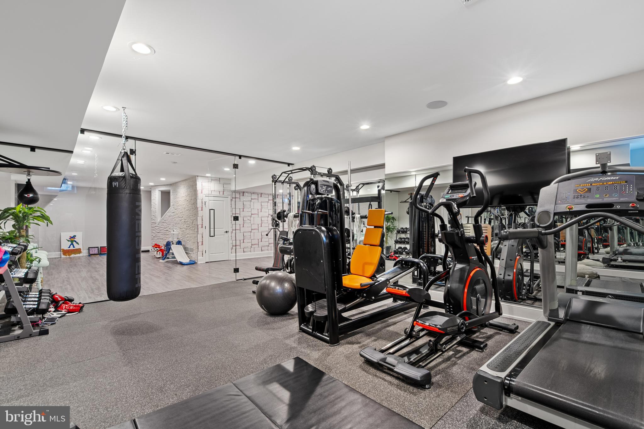 NORTHAMPTON PRSRVE - Residential