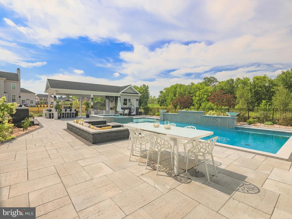 NORTHAMPTON PRSRVE - Residential
