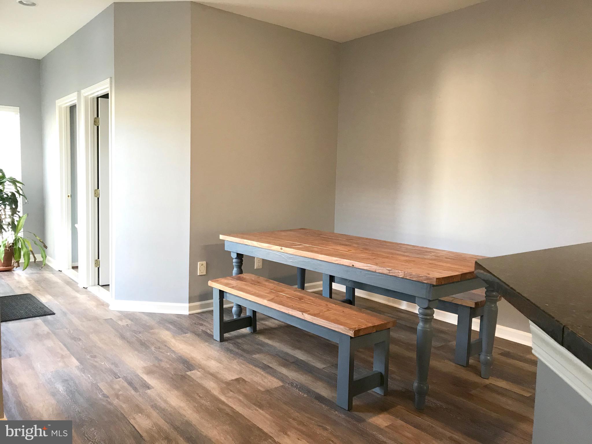 LAKELAND PLACE - Residential