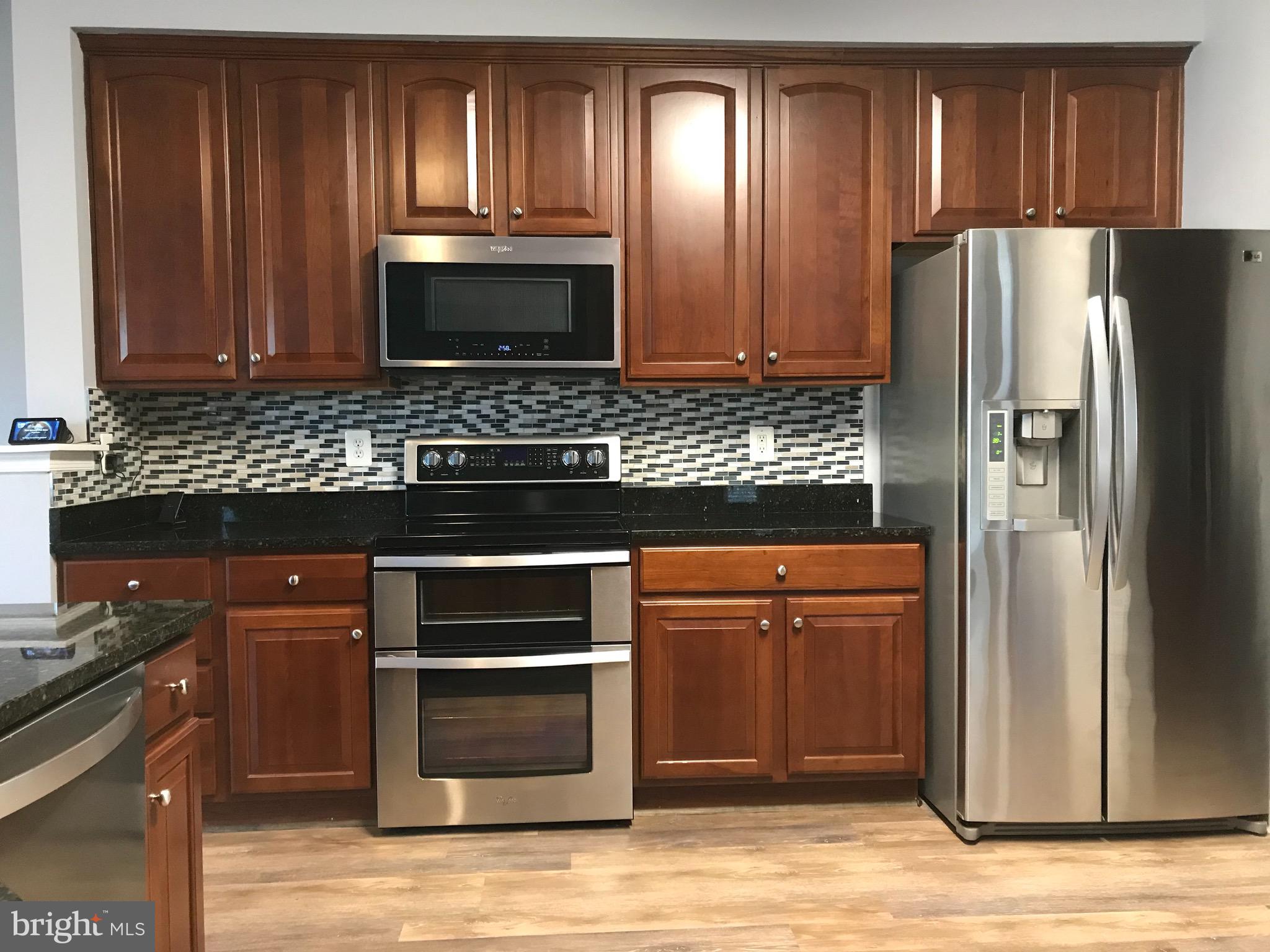 LAKELAND PLACE - Residential