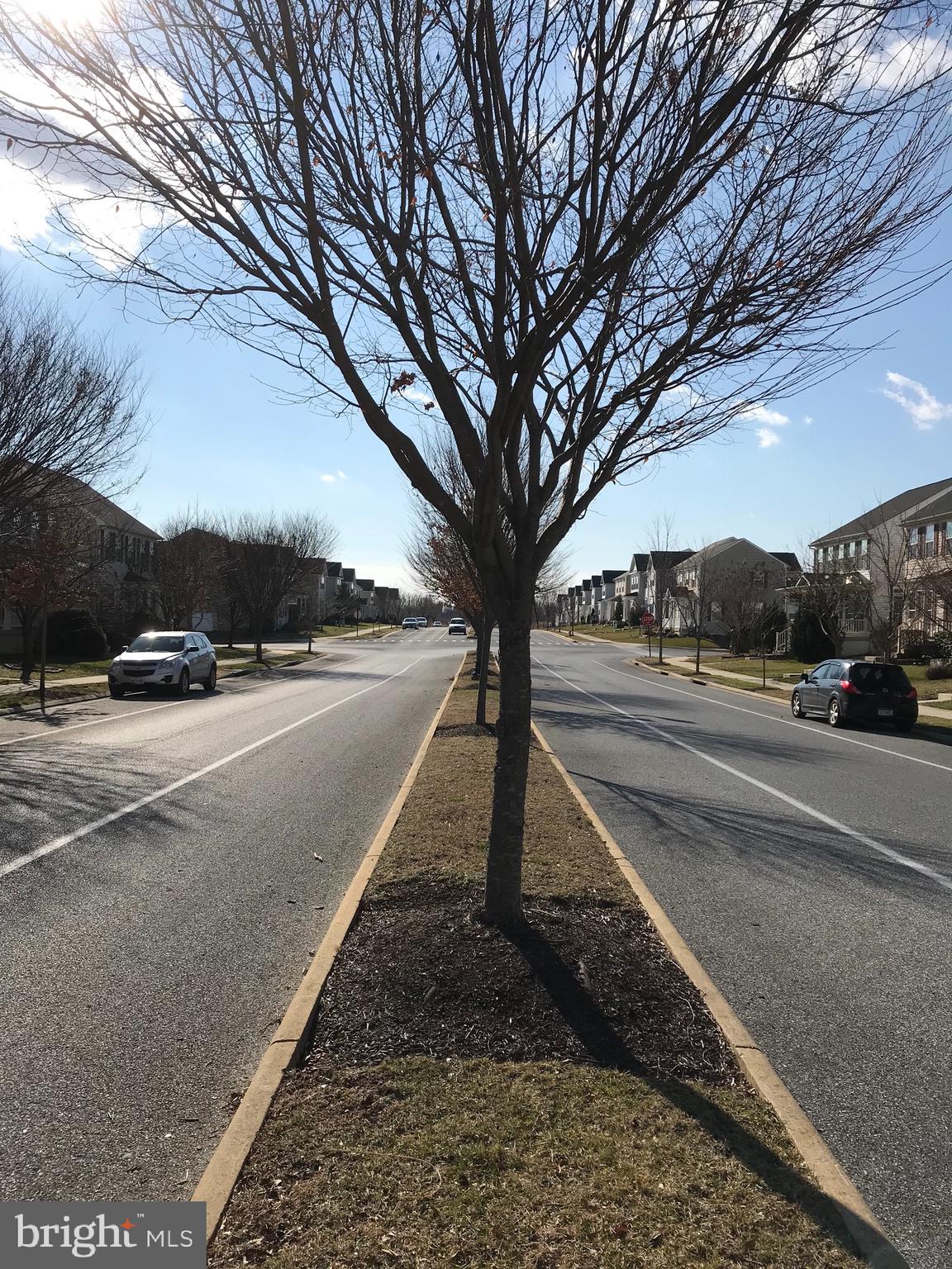 LAKELAND PLACE - Residential