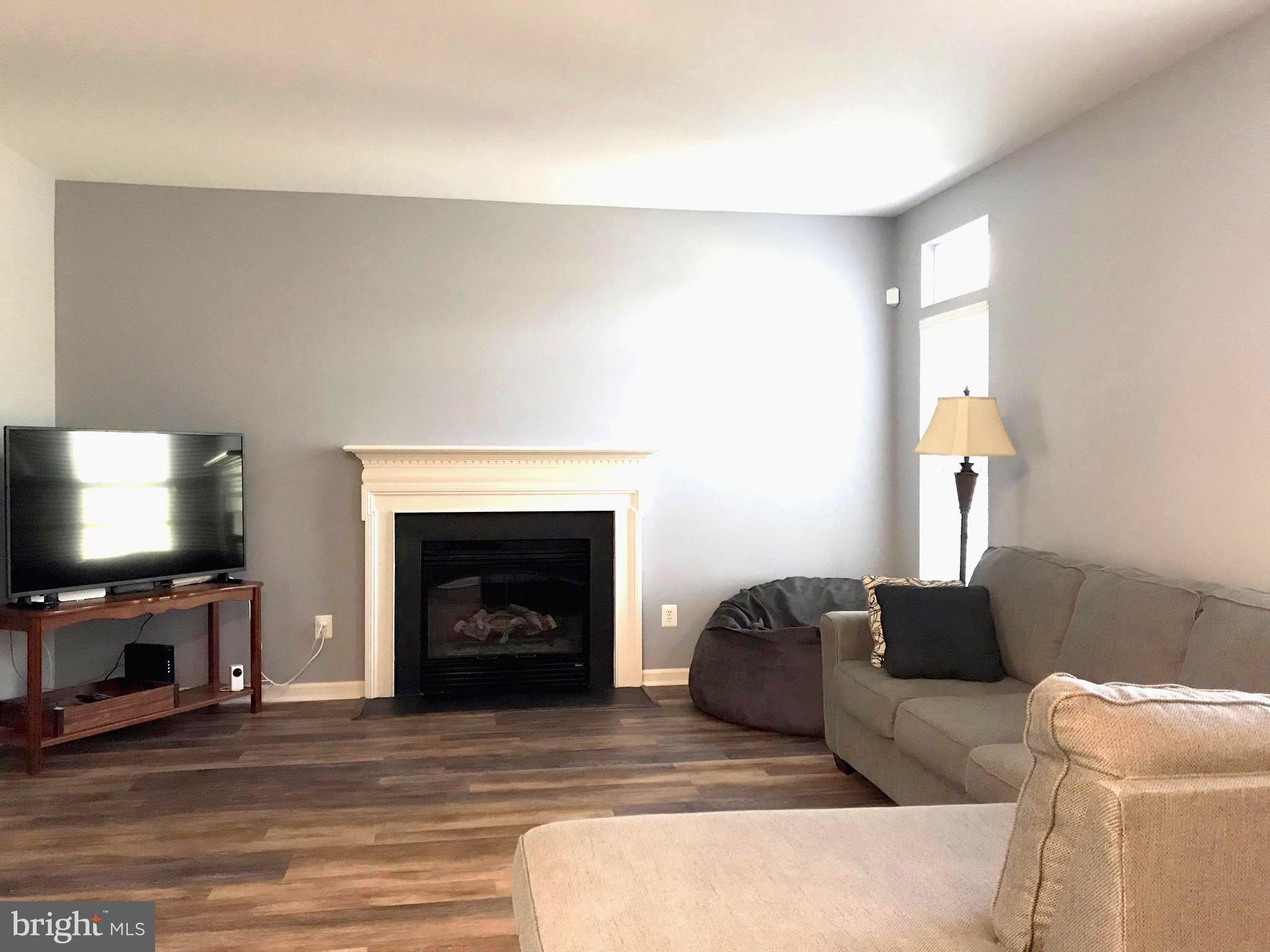 LAKELAND PLACE - Residential