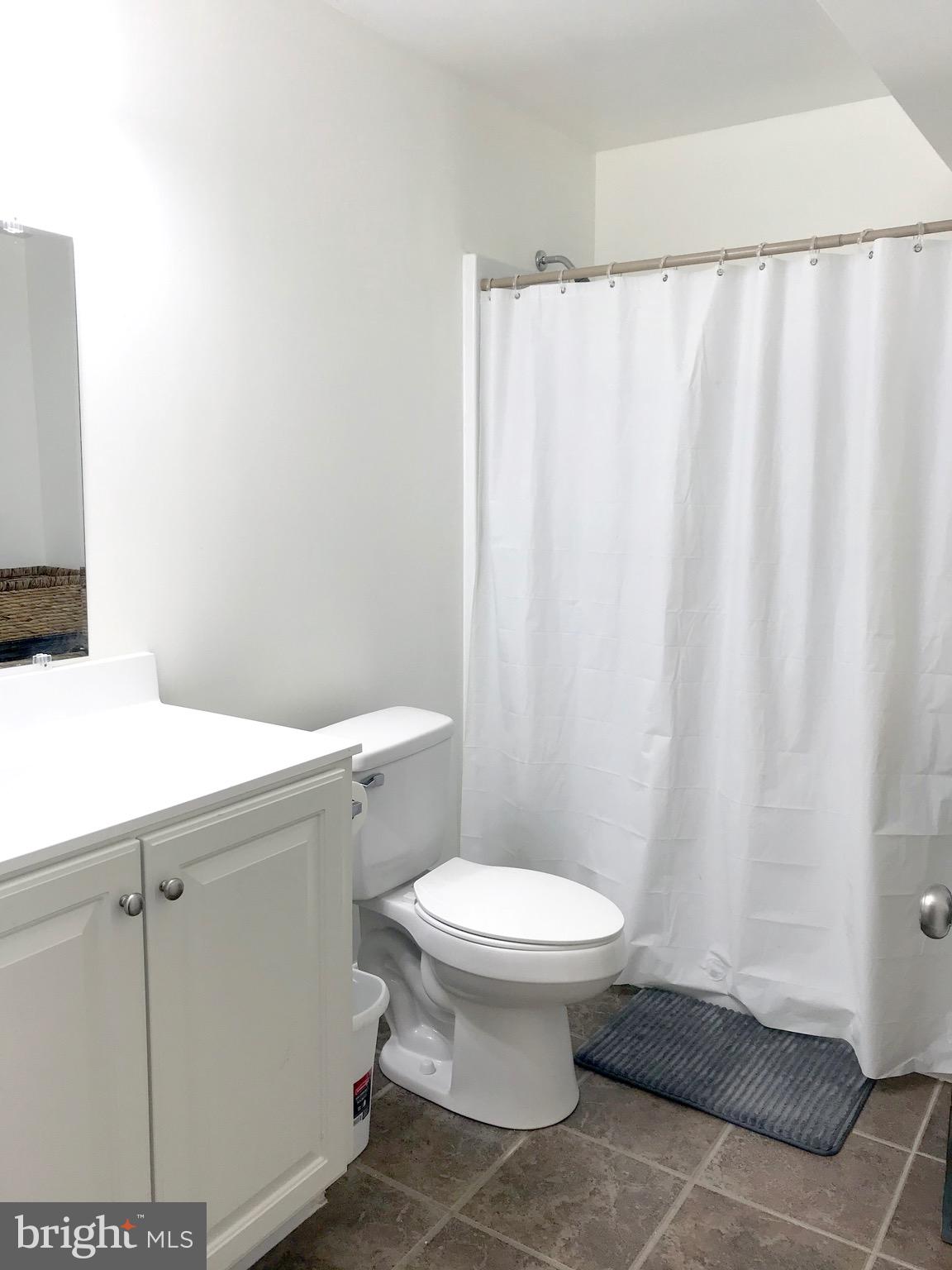 LAKELAND PLACE - Residential