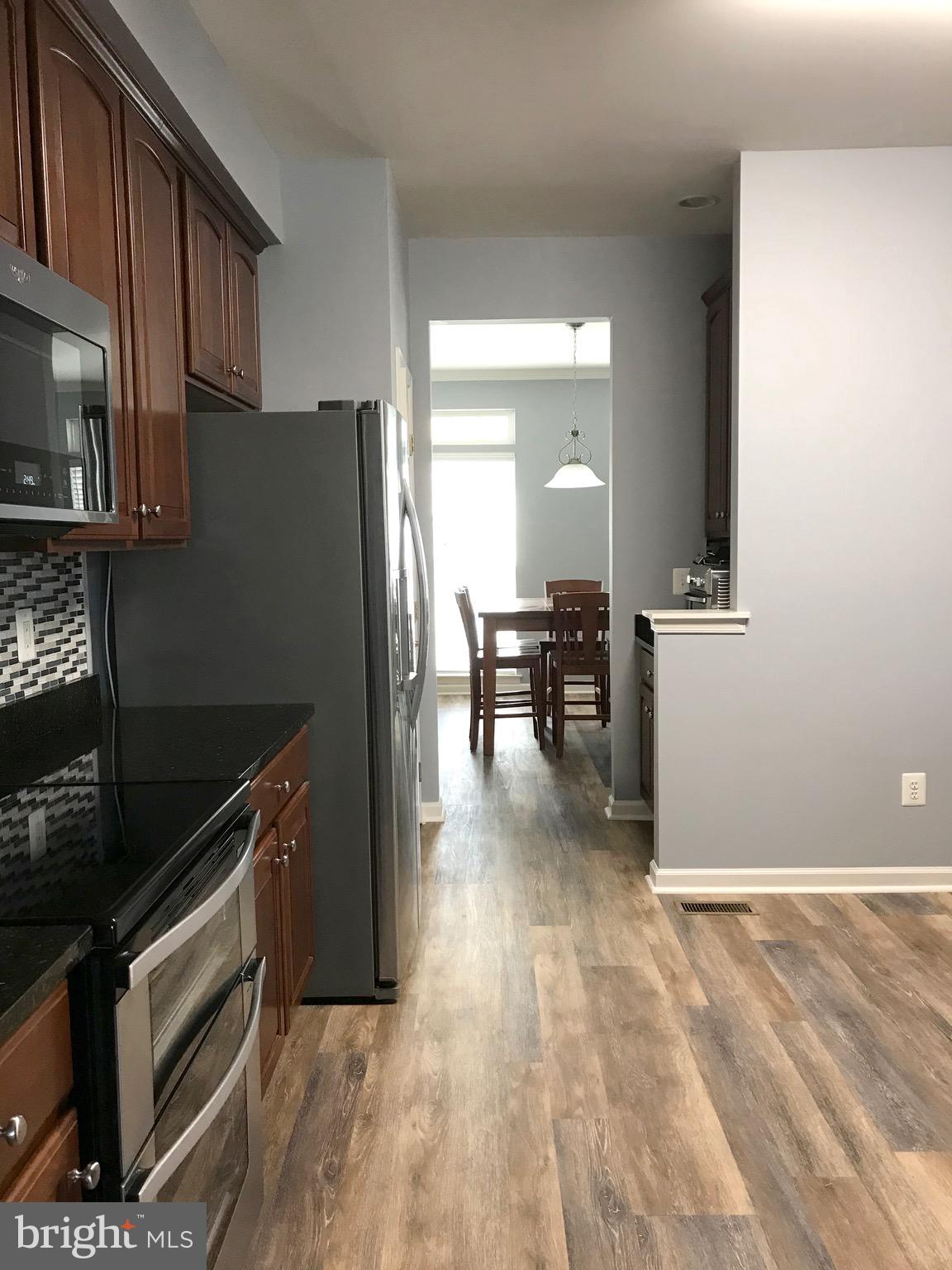 LAKELAND PLACE - Residential