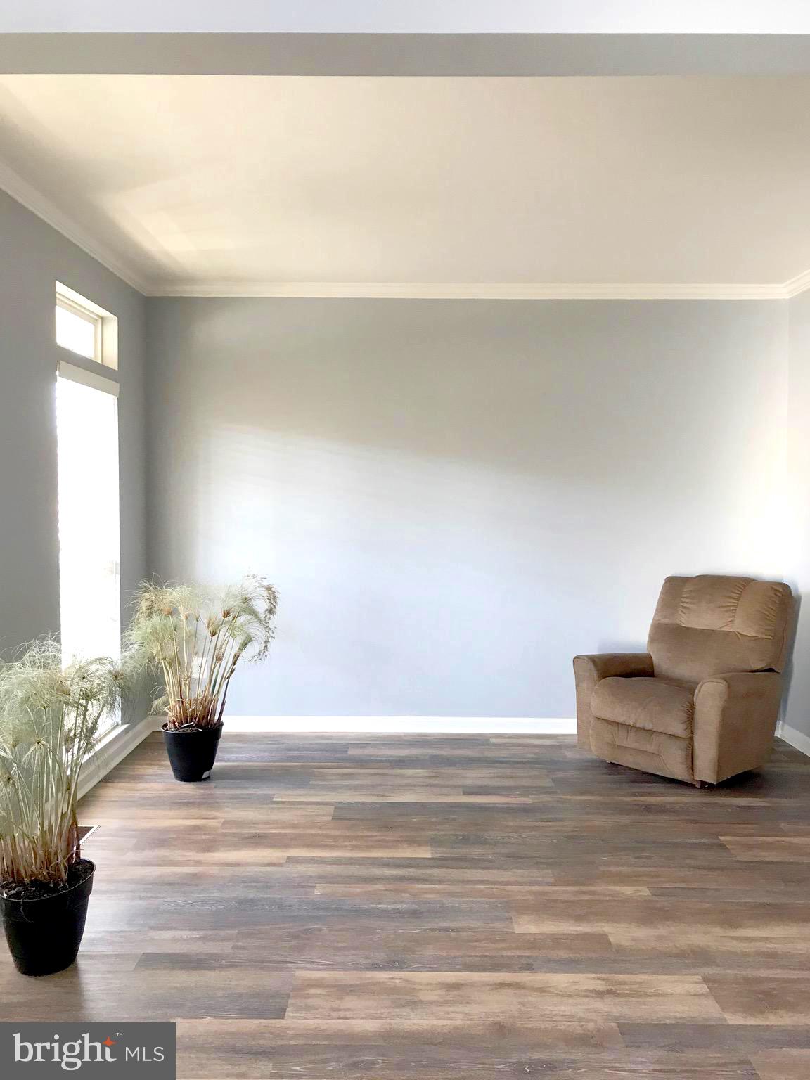 LAKELAND PLACE - Residential