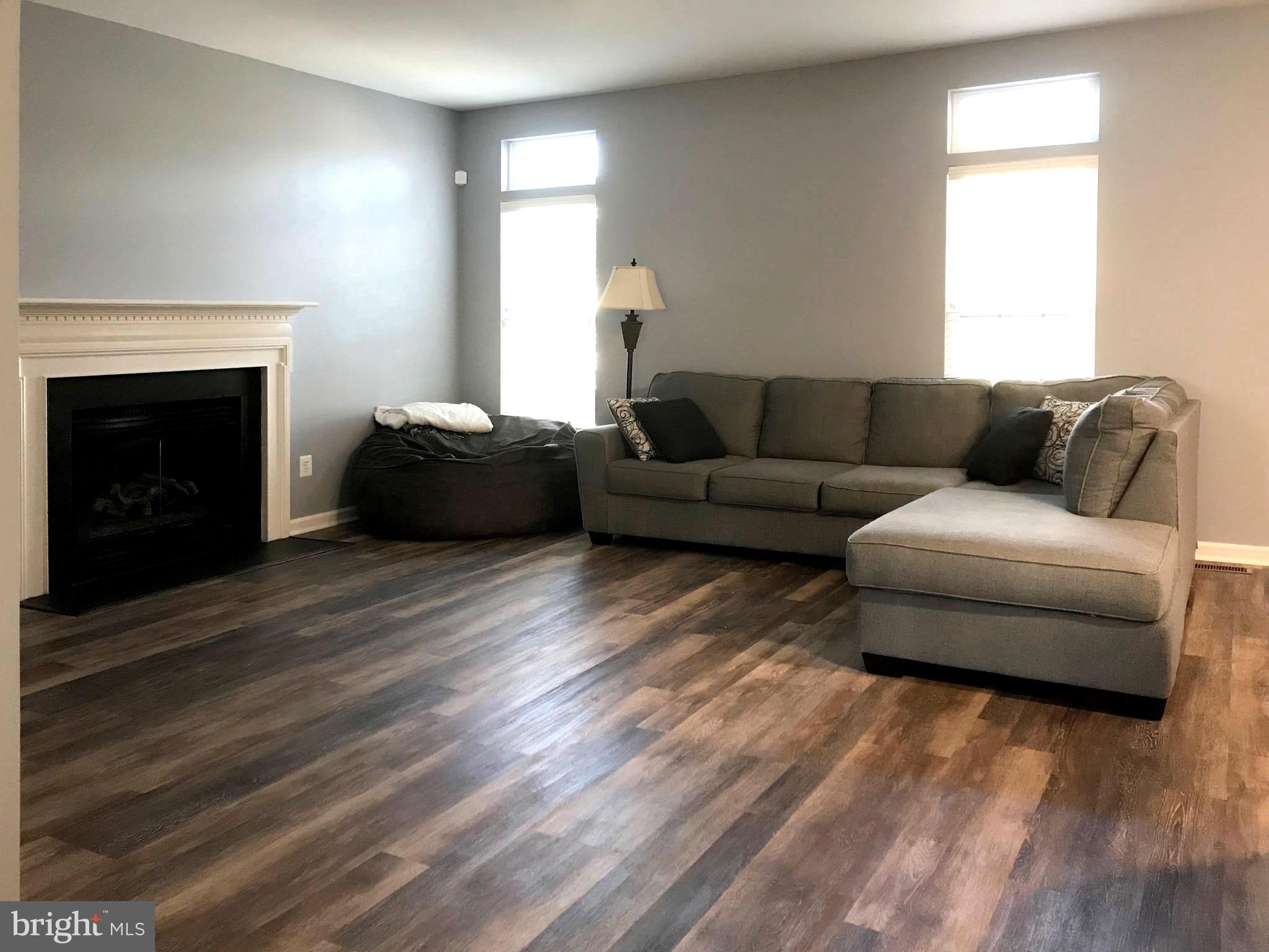 LAKELAND PLACE - Residential