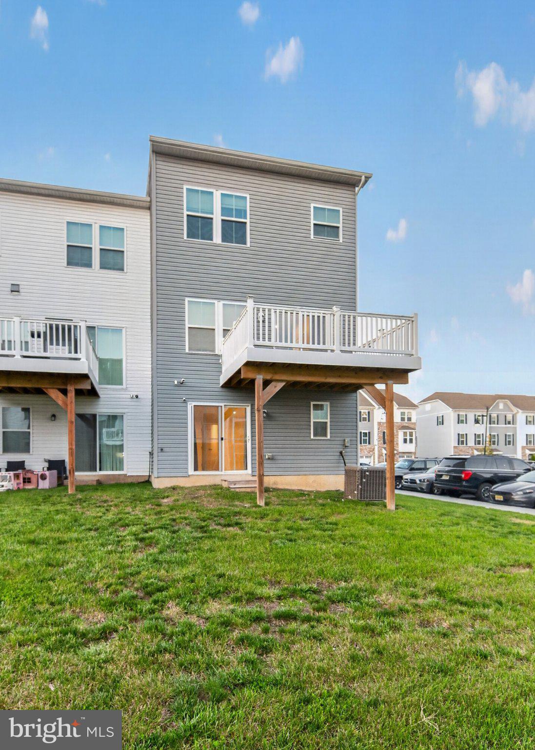 17 ORTIZ DRIVE