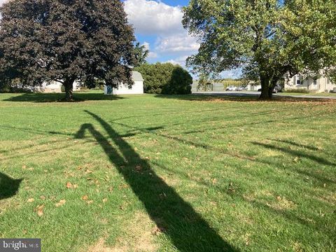 0 N KINZER ROAD KINZERS PA 17535