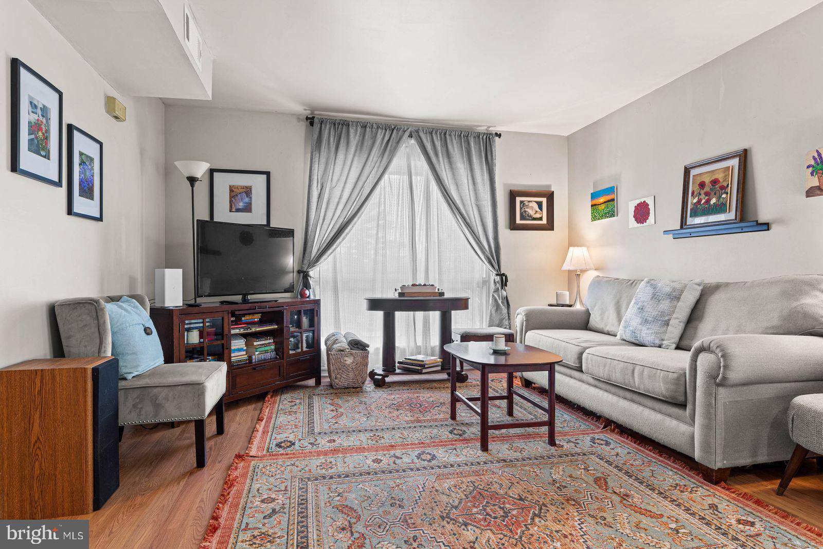 DANBURY VILLAGE - Residential