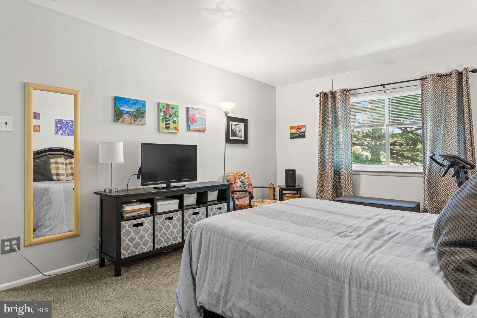 DANBURY VILLAGE - Residential