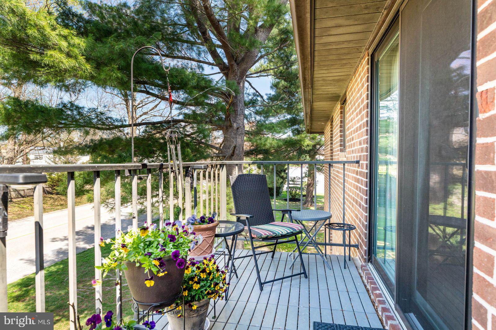 DANBURY VILLAGE - Residential