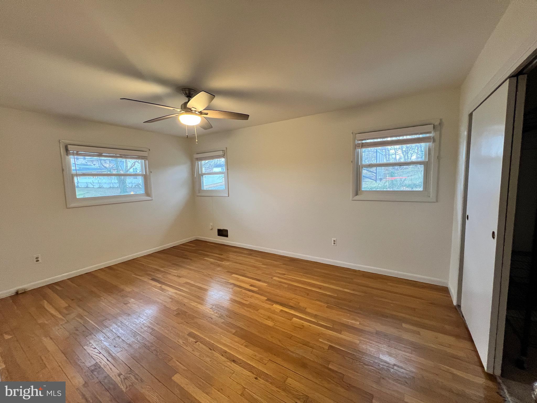 BROOKE MANOR - Residential Lease