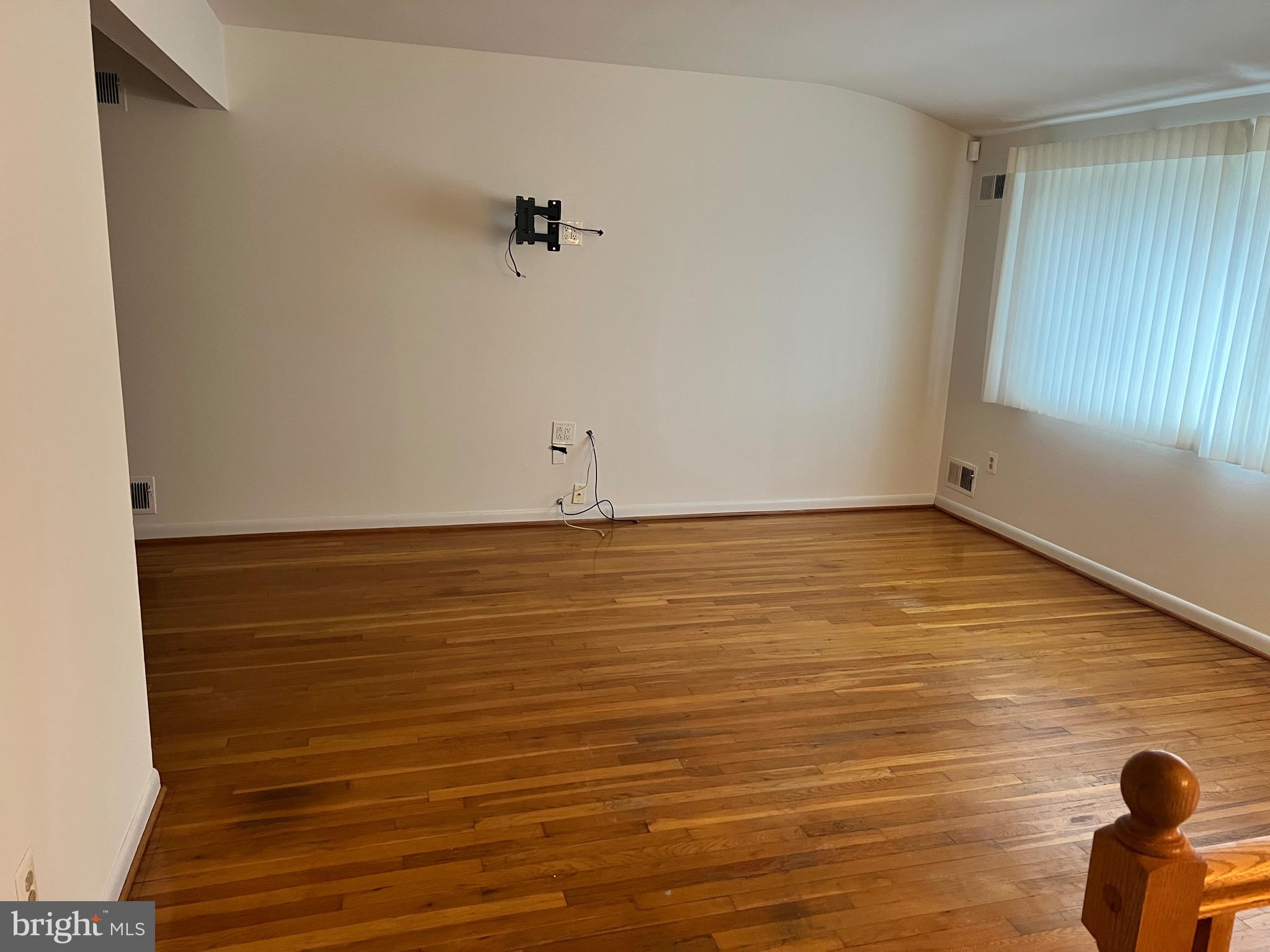 BROOKE MANOR - Residential Lease