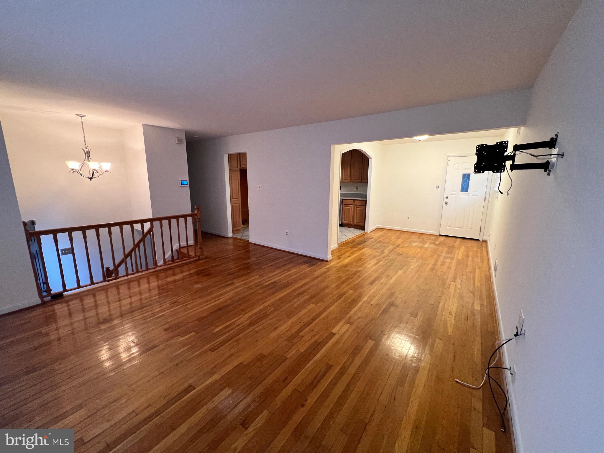 BROOKE MANOR - Residential Lease