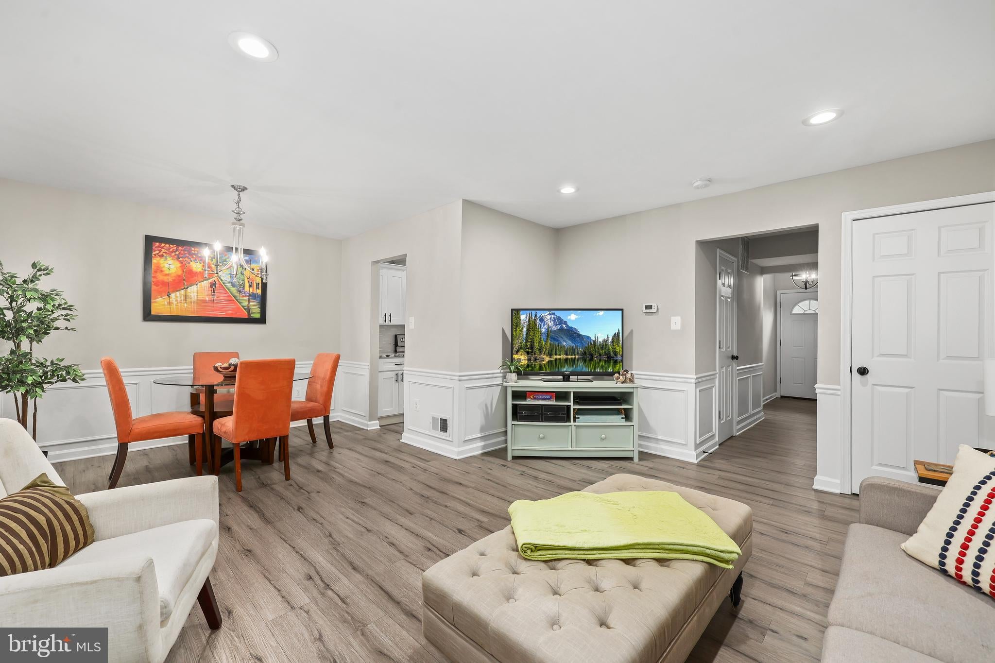 6426 SILVER RIDGE CIRCLE