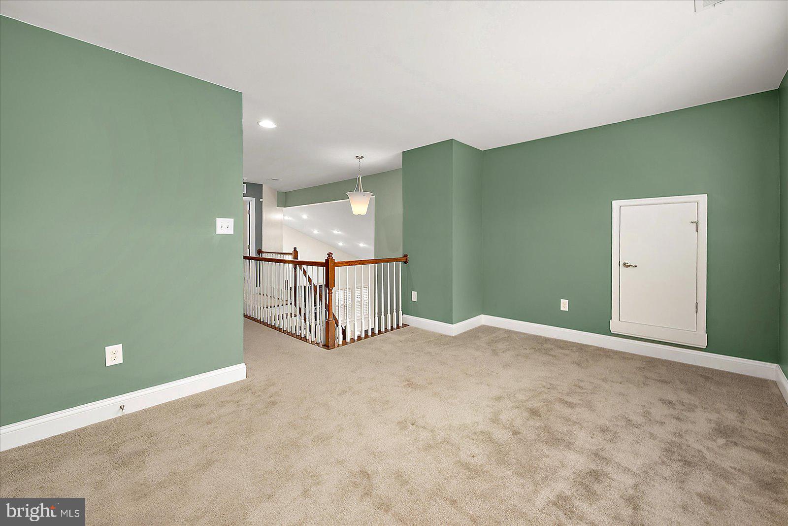 WATERS RUN - Residential