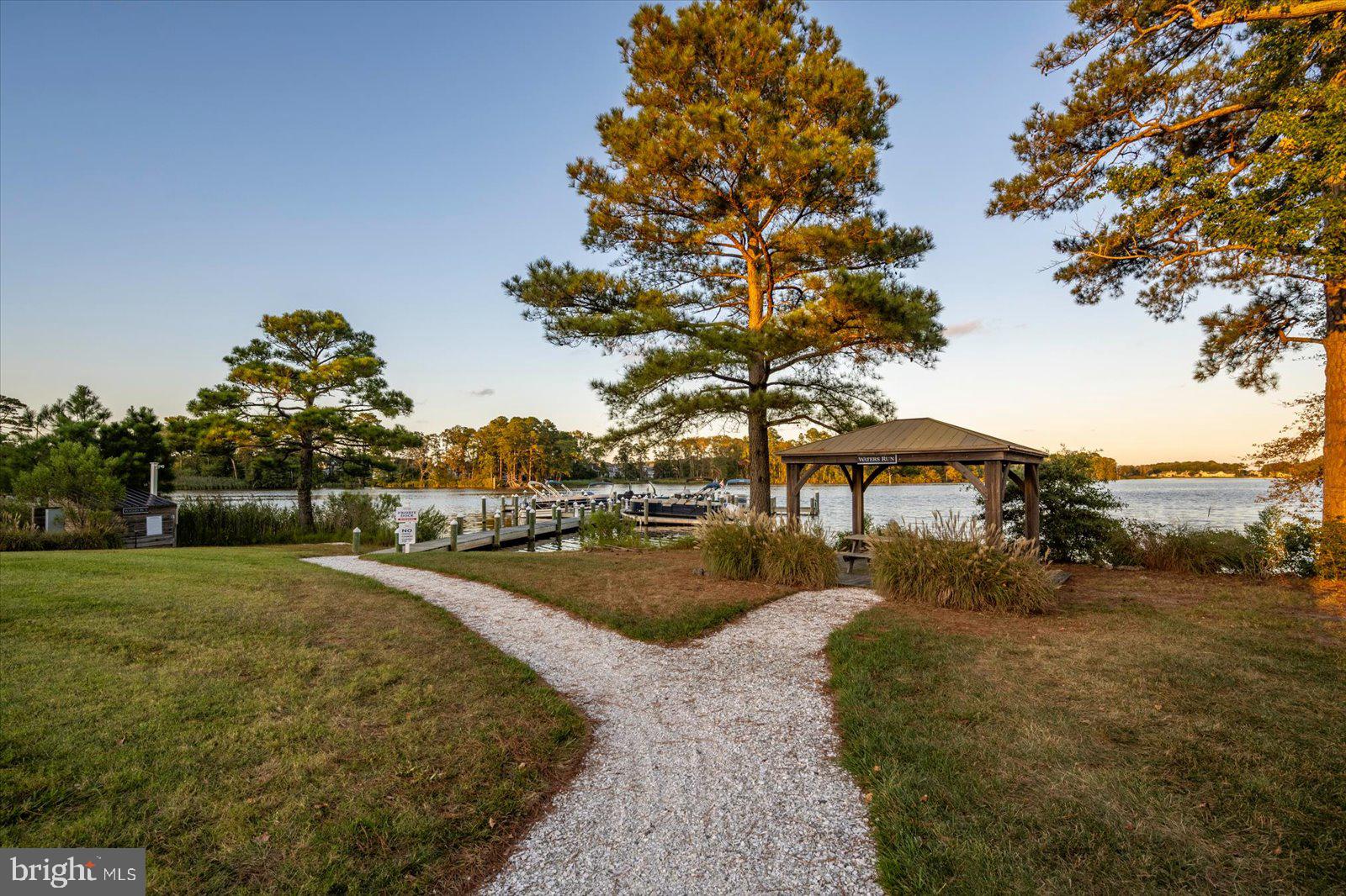 WATERS RUN - Residential