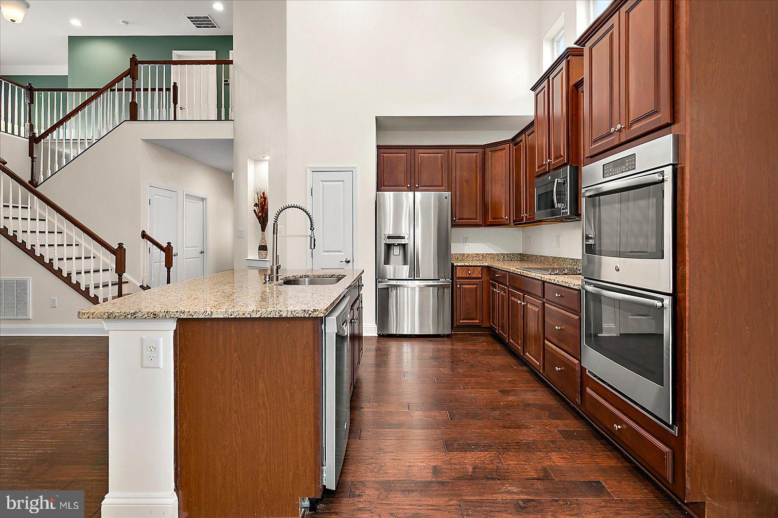 WATERS RUN - Residential