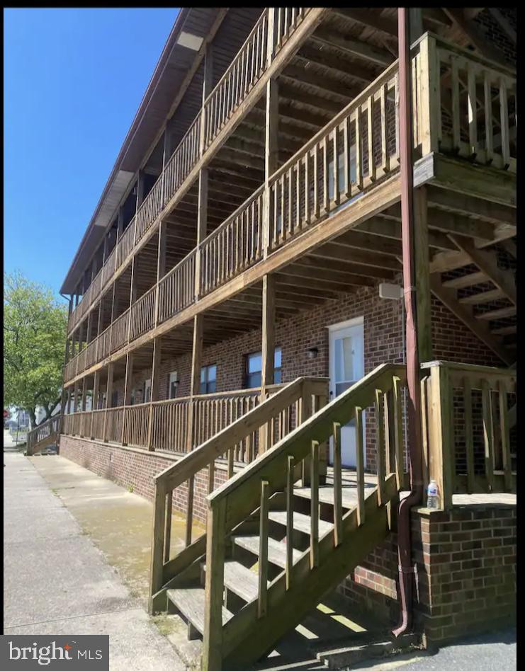 (Available September 15th )12 Month Lease Only, NO Short term or Seasonal leases