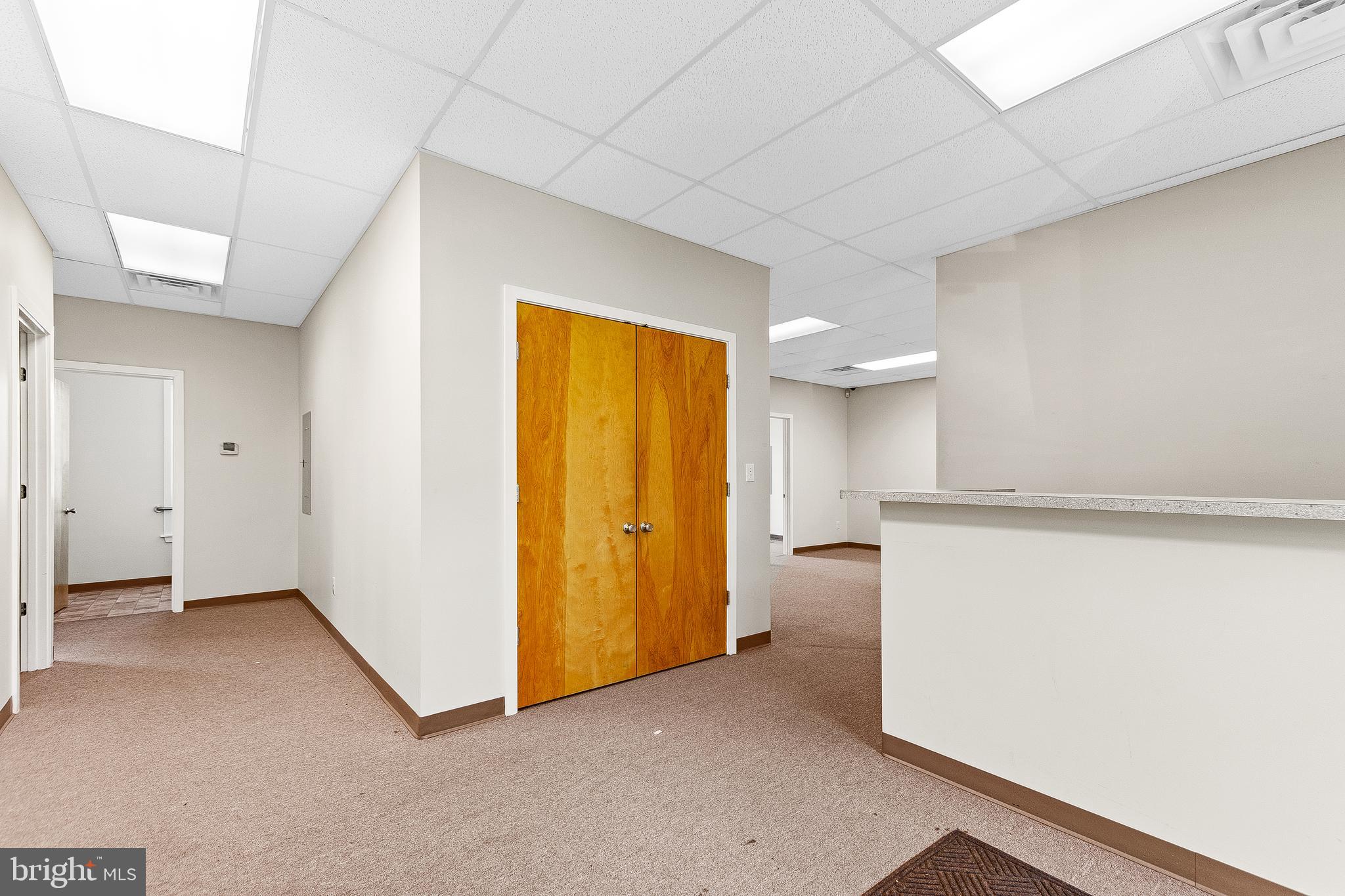 GREENLAND GARDENS - Commercial Lease