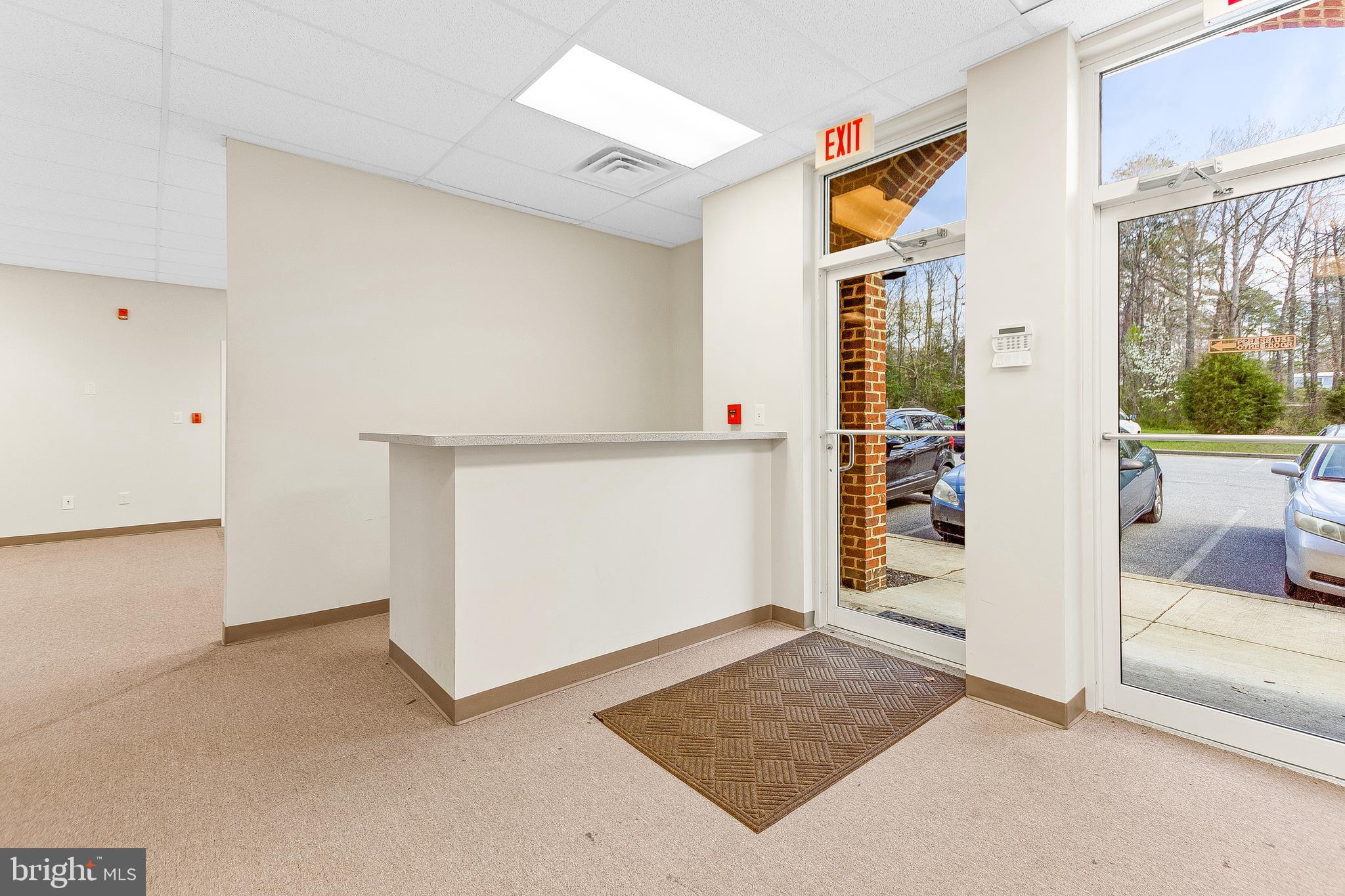 GREENLAND GARDENS - Commercial Lease