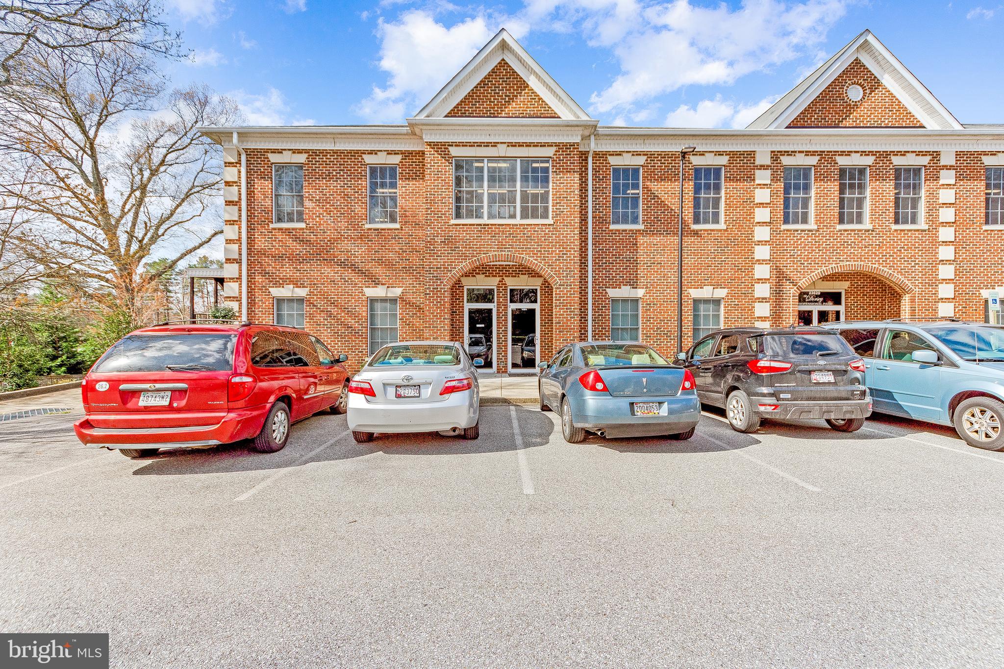 GREENLAND GARDENS - Commercial Lease