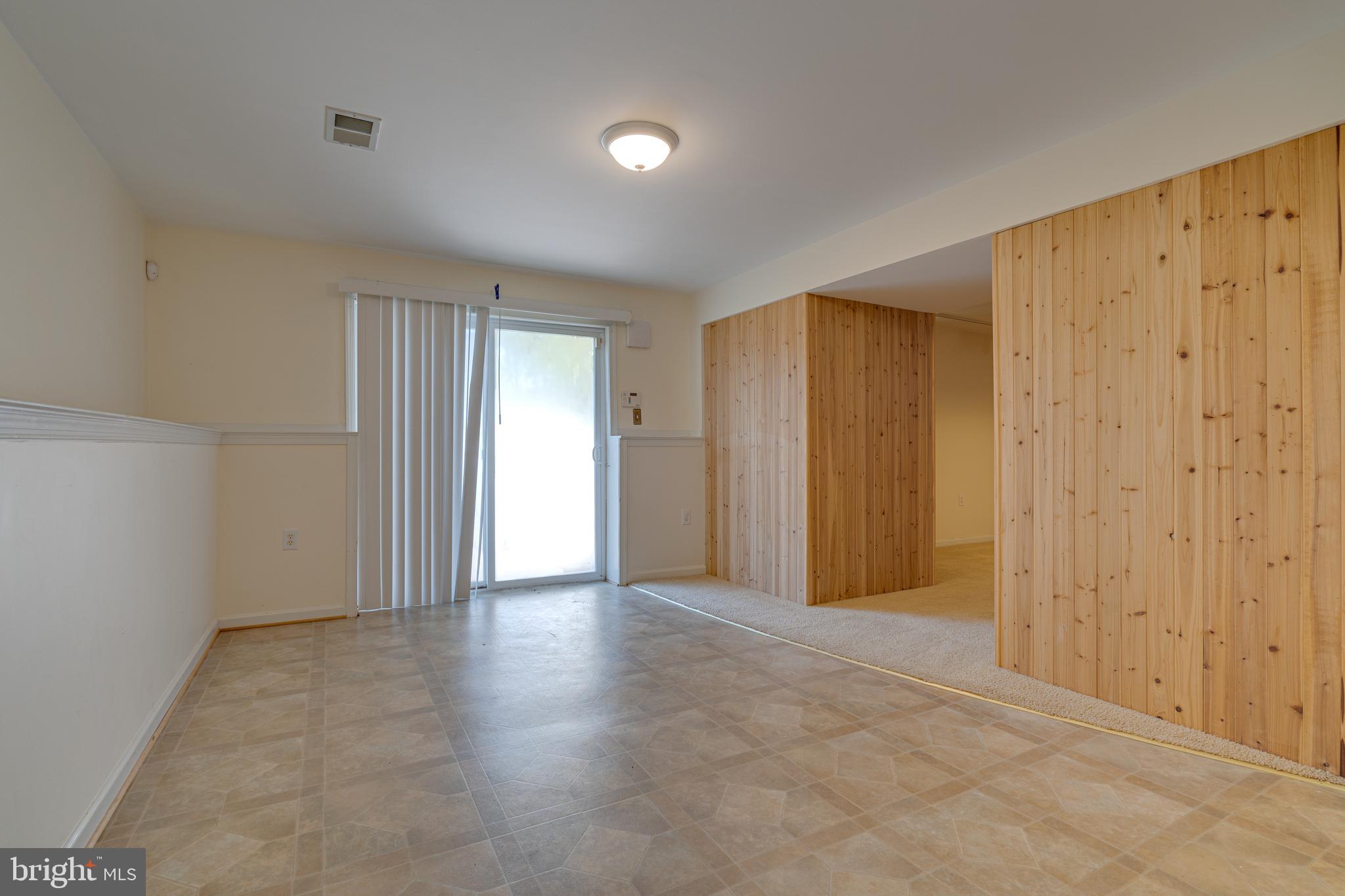 MEADOW BROOK - Residential