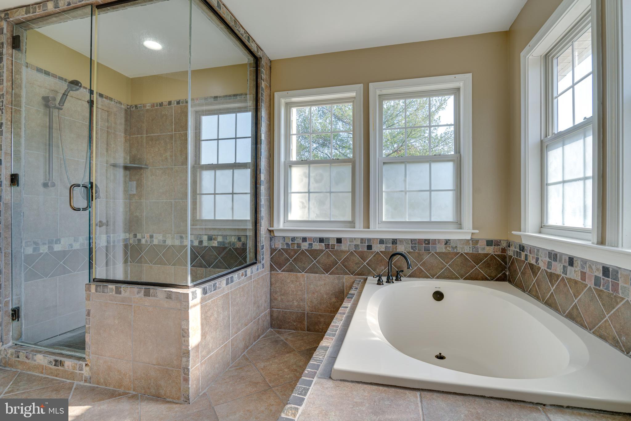 MEADOW BROOK - Residential