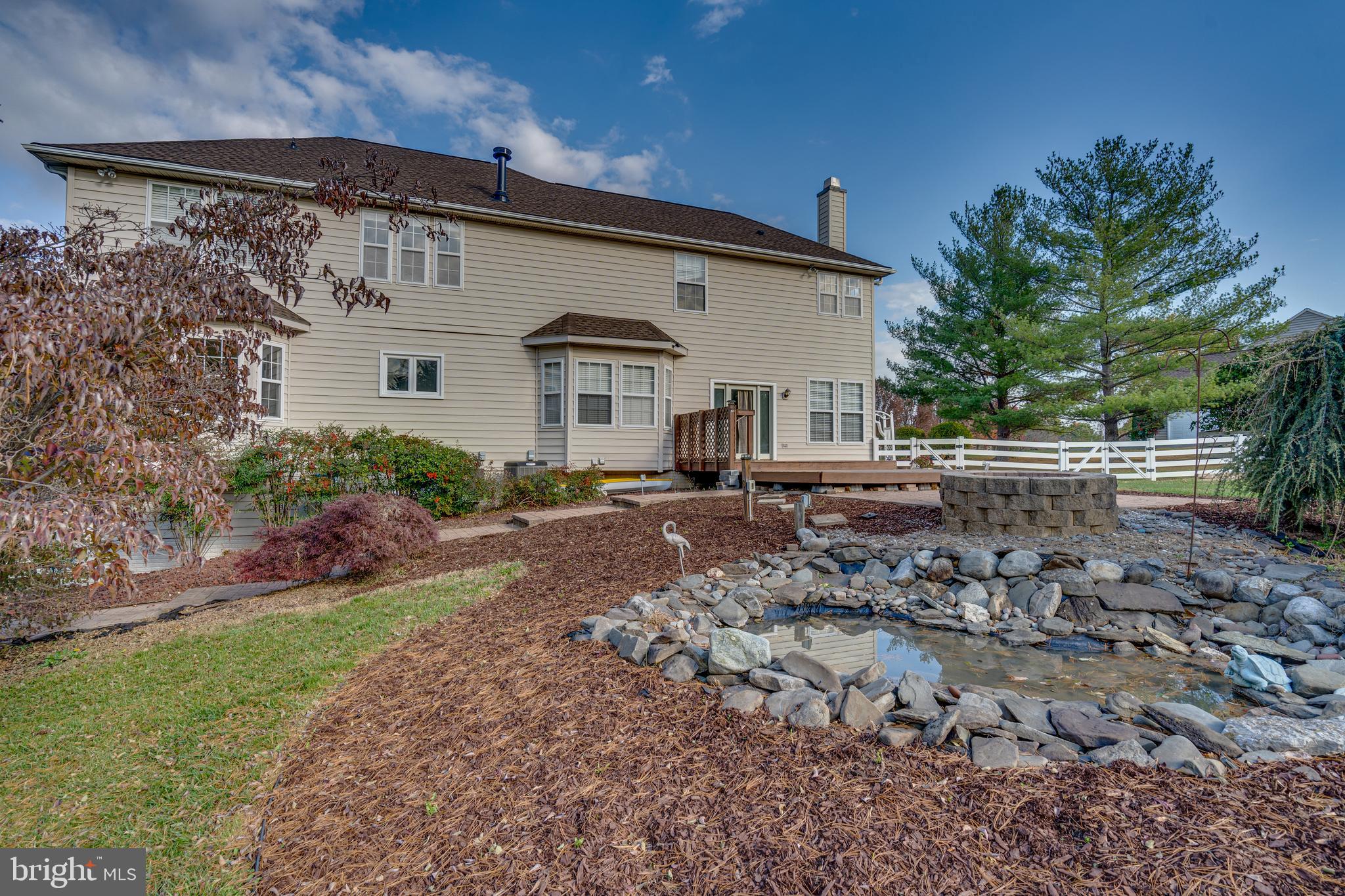 MEADOW BROOK - Residential