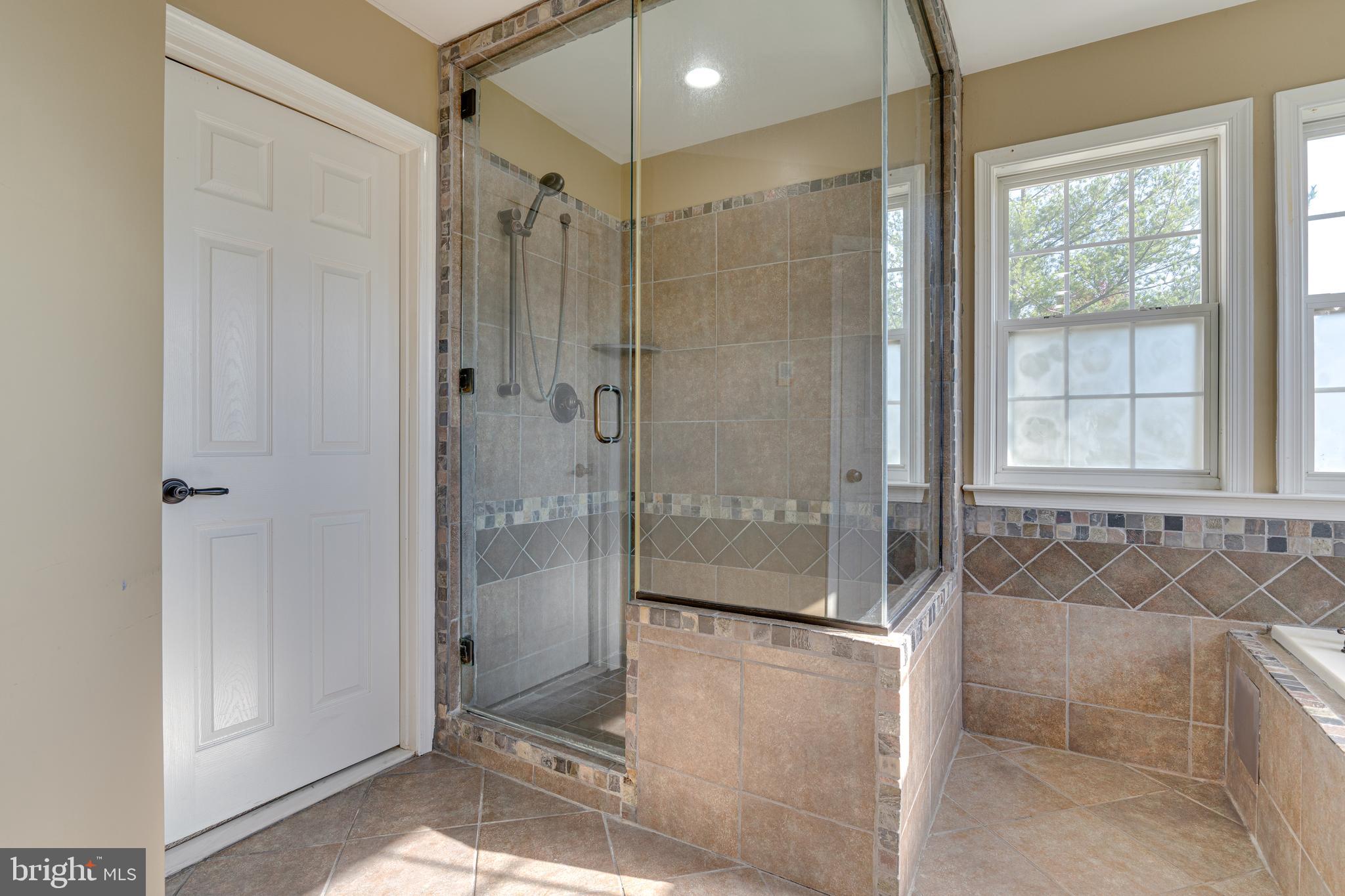 MEADOW BROOK - Residential