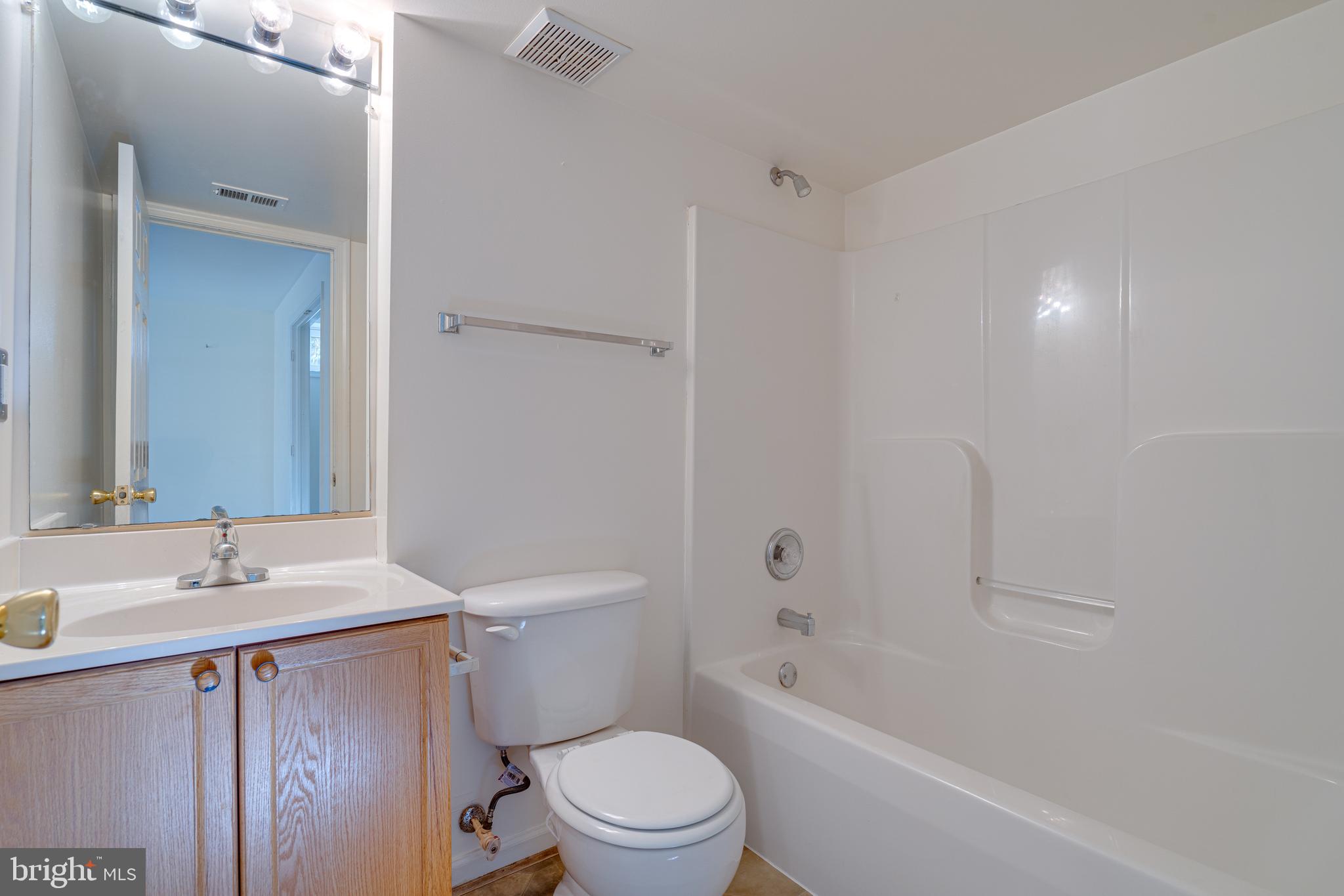 MEADOW BROOK - Residential