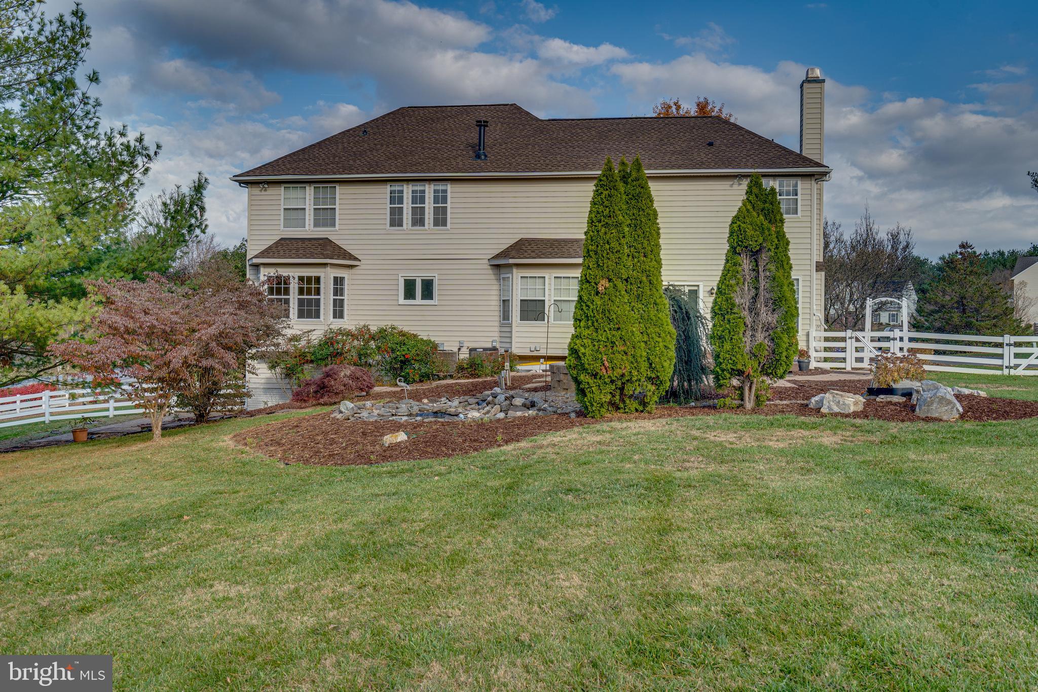 MEADOW BROOK - Residential