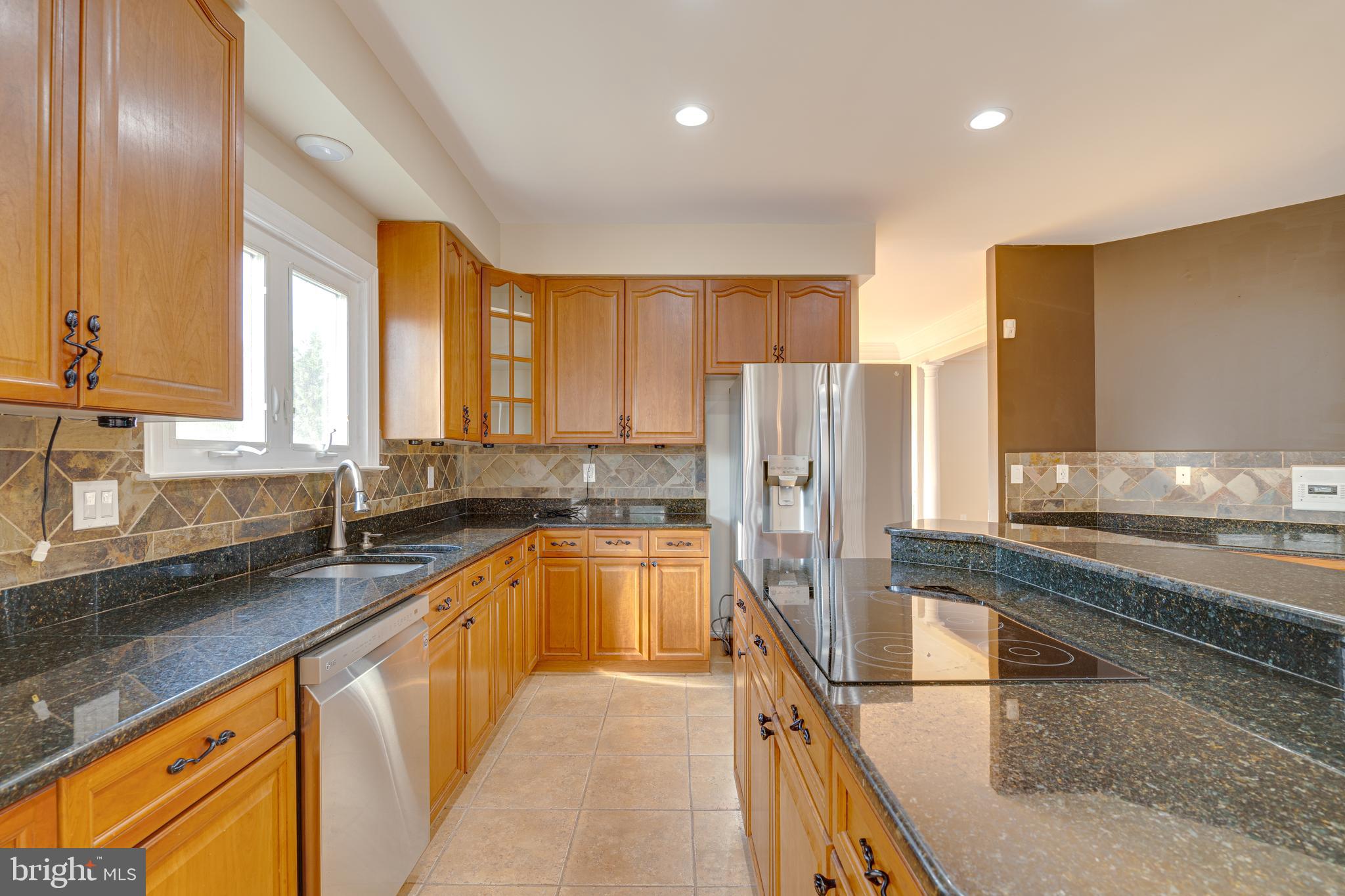 MEADOW BROOK - Residential