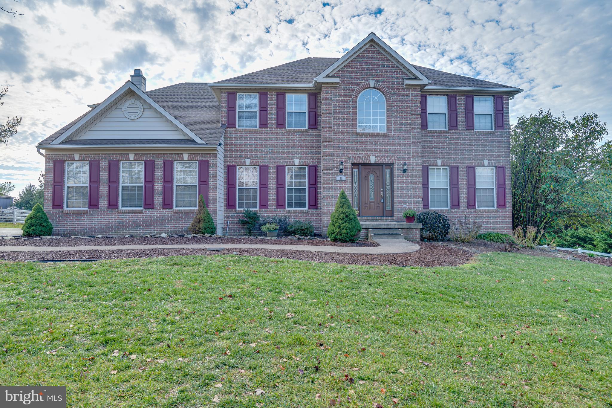 MEADOW BROOK - Residential