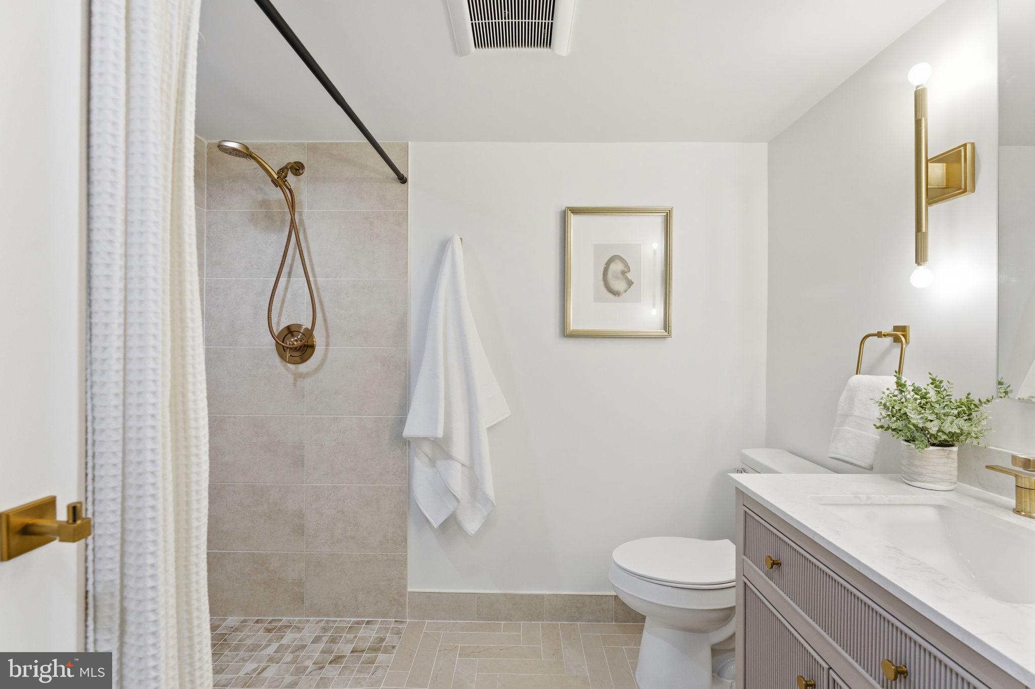 ROLLING VALLEY - Residential