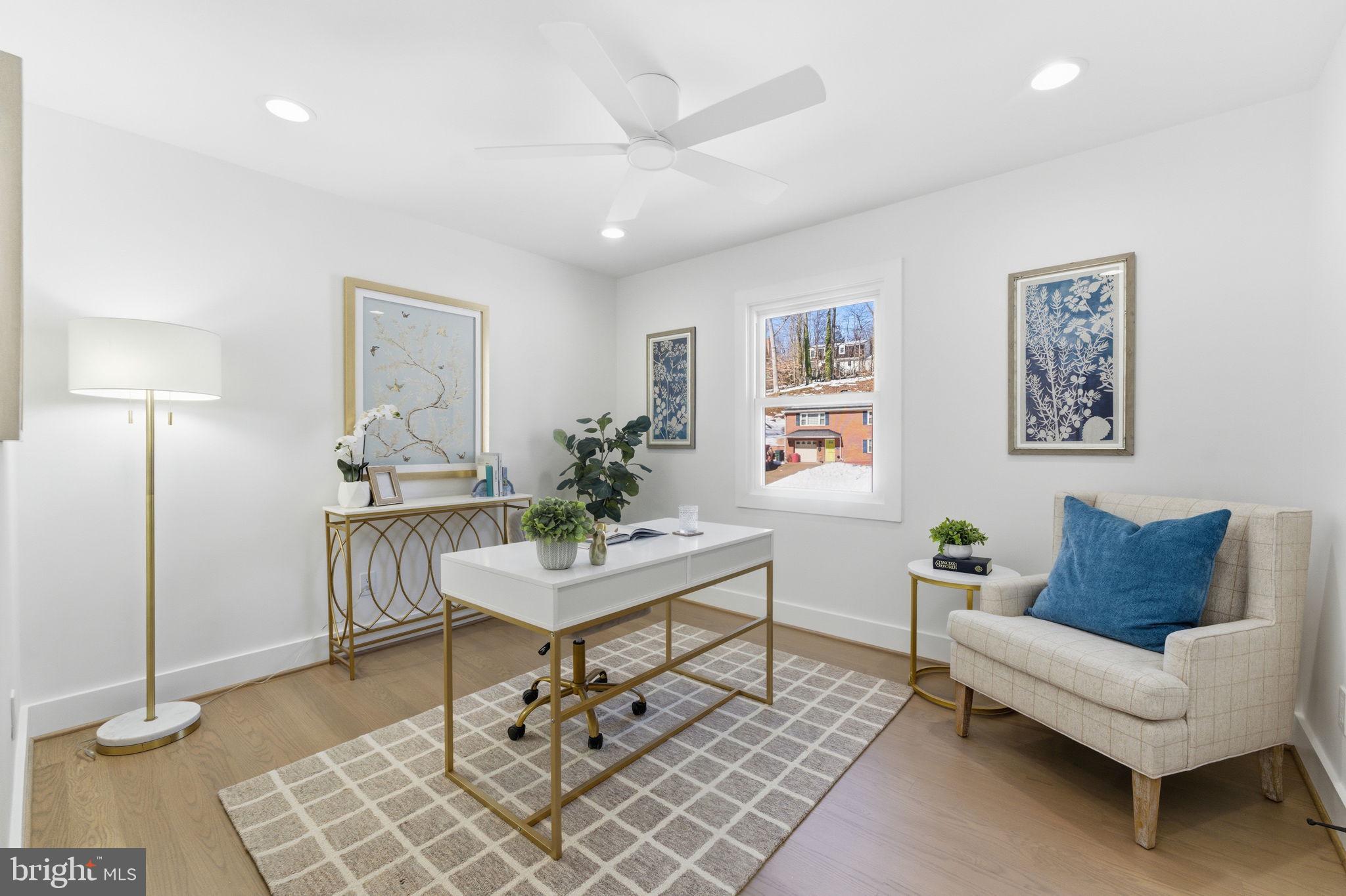 ROLLING VALLEY - Residential