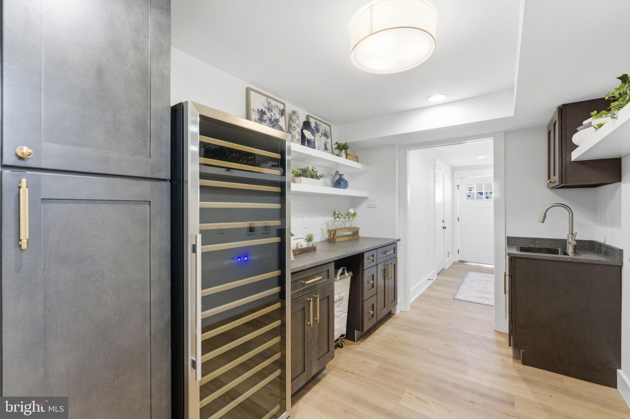 ROLLING VALLEY - Residential