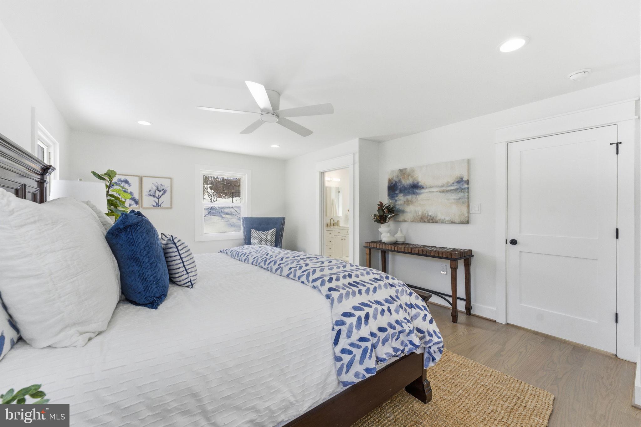 ROLLING VALLEY - Residential