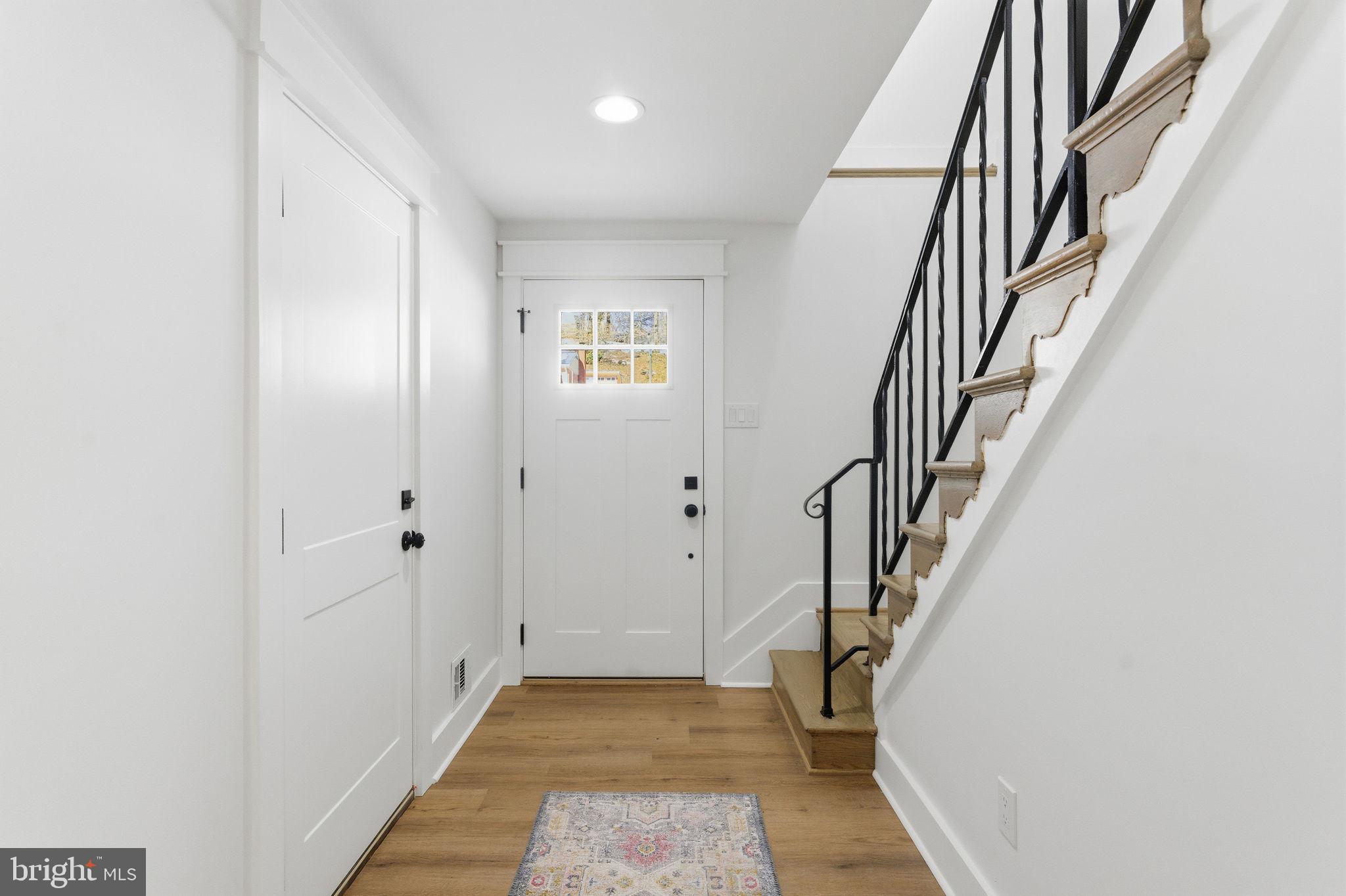 ROLLING VALLEY - Residential