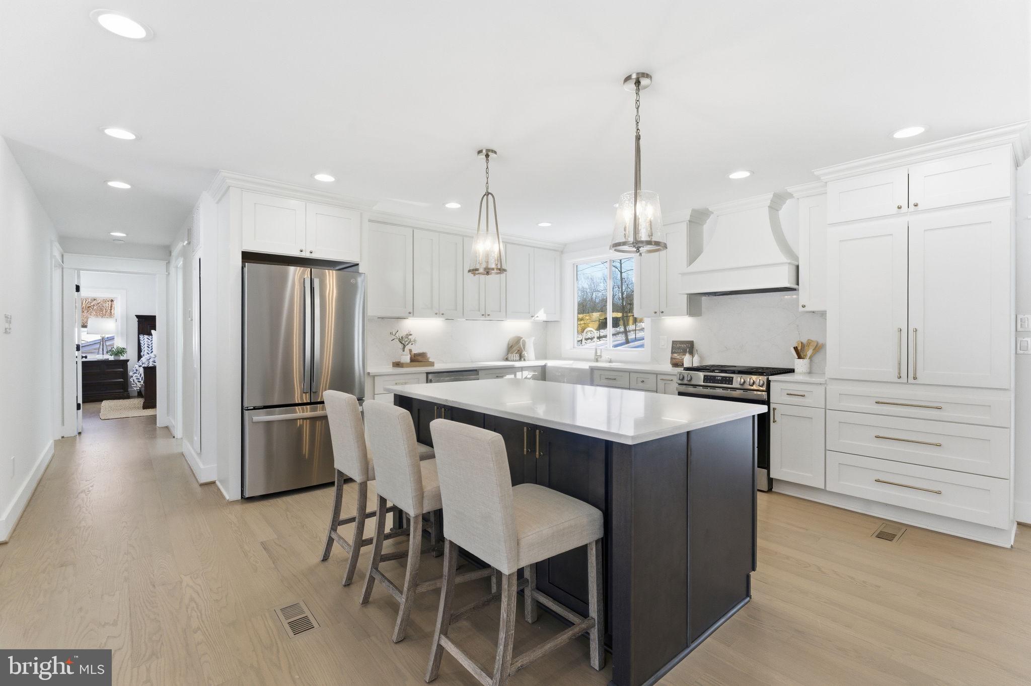 ROLLING VALLEY - Residential