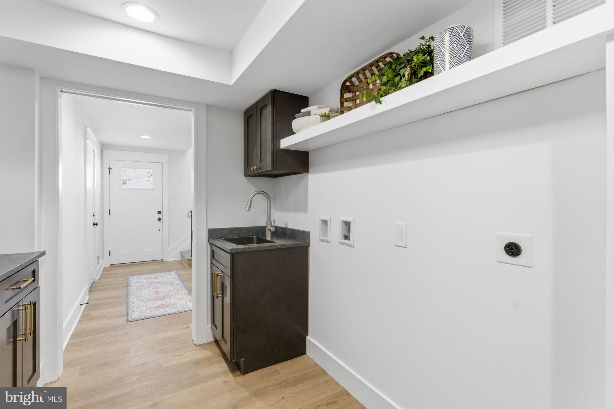 ROLLING VALLEY - Residential