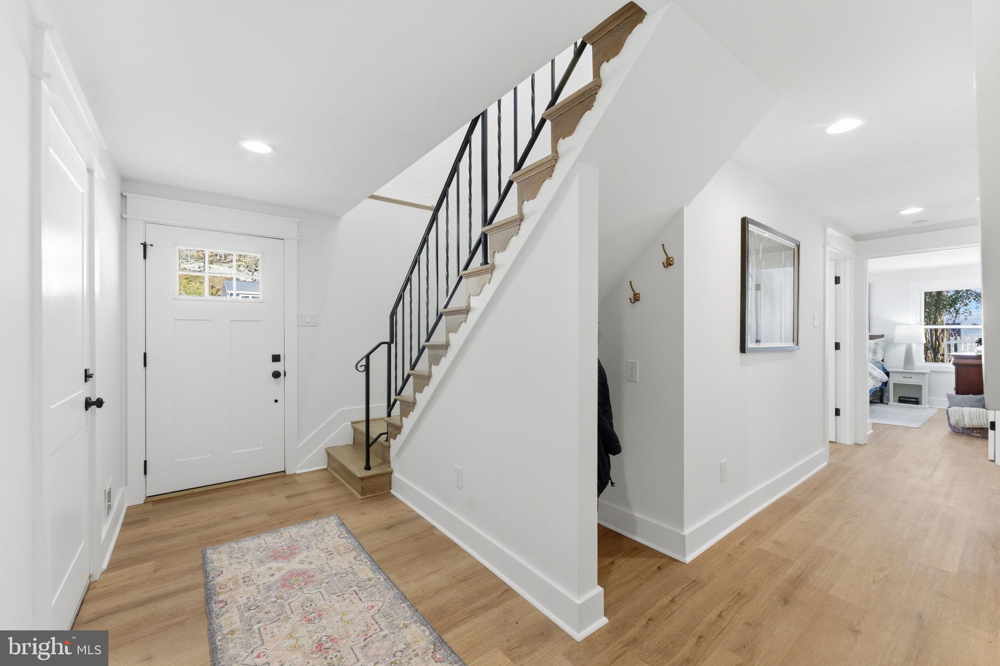 ROLLING VALLEY - Residential