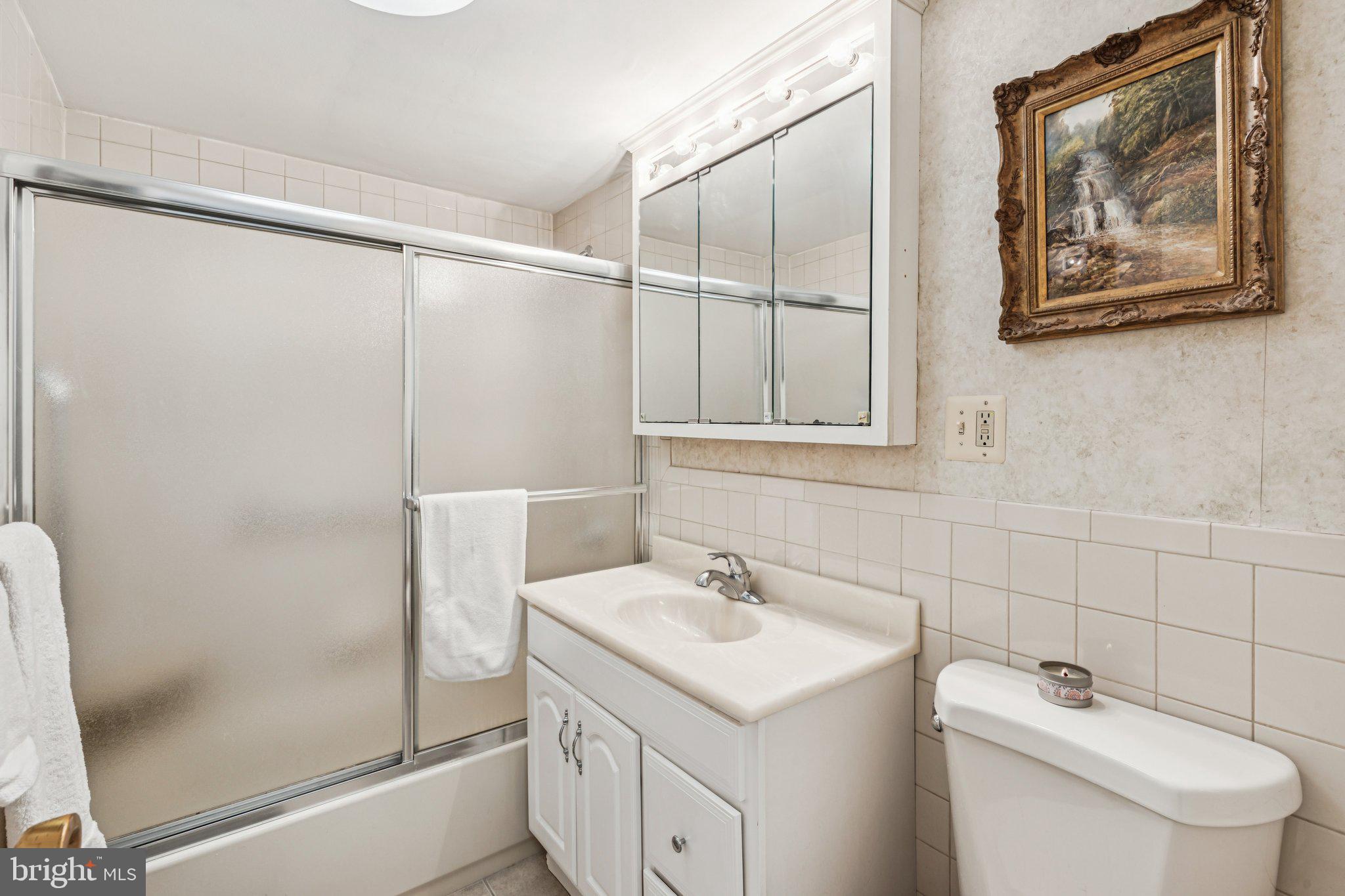 FAIRMOUNT - Residential