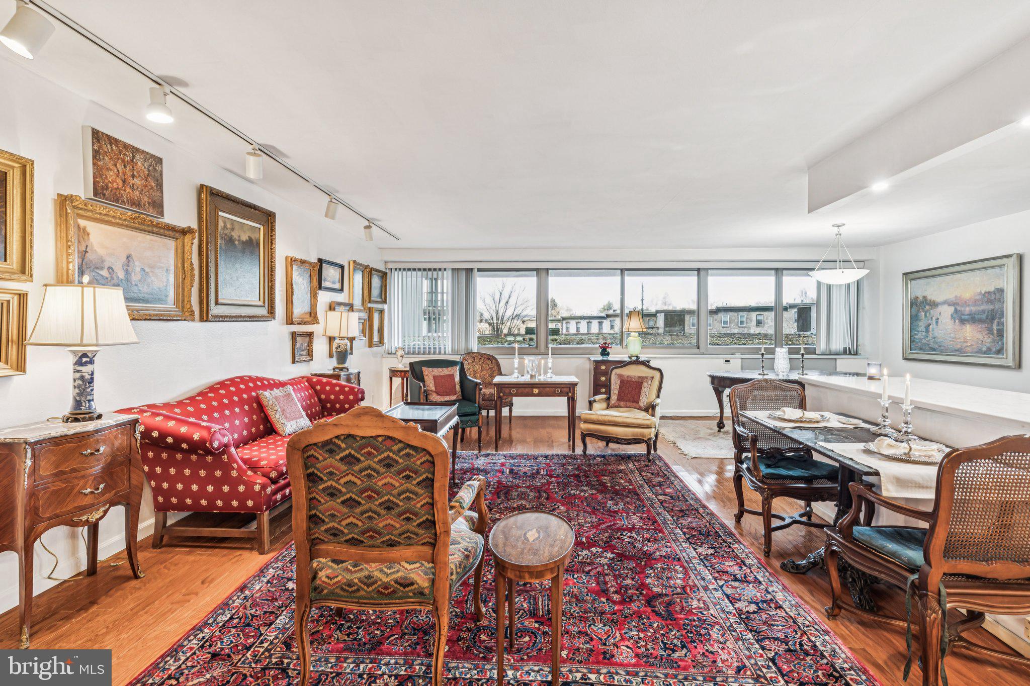 FAIRMOUNT - Residential