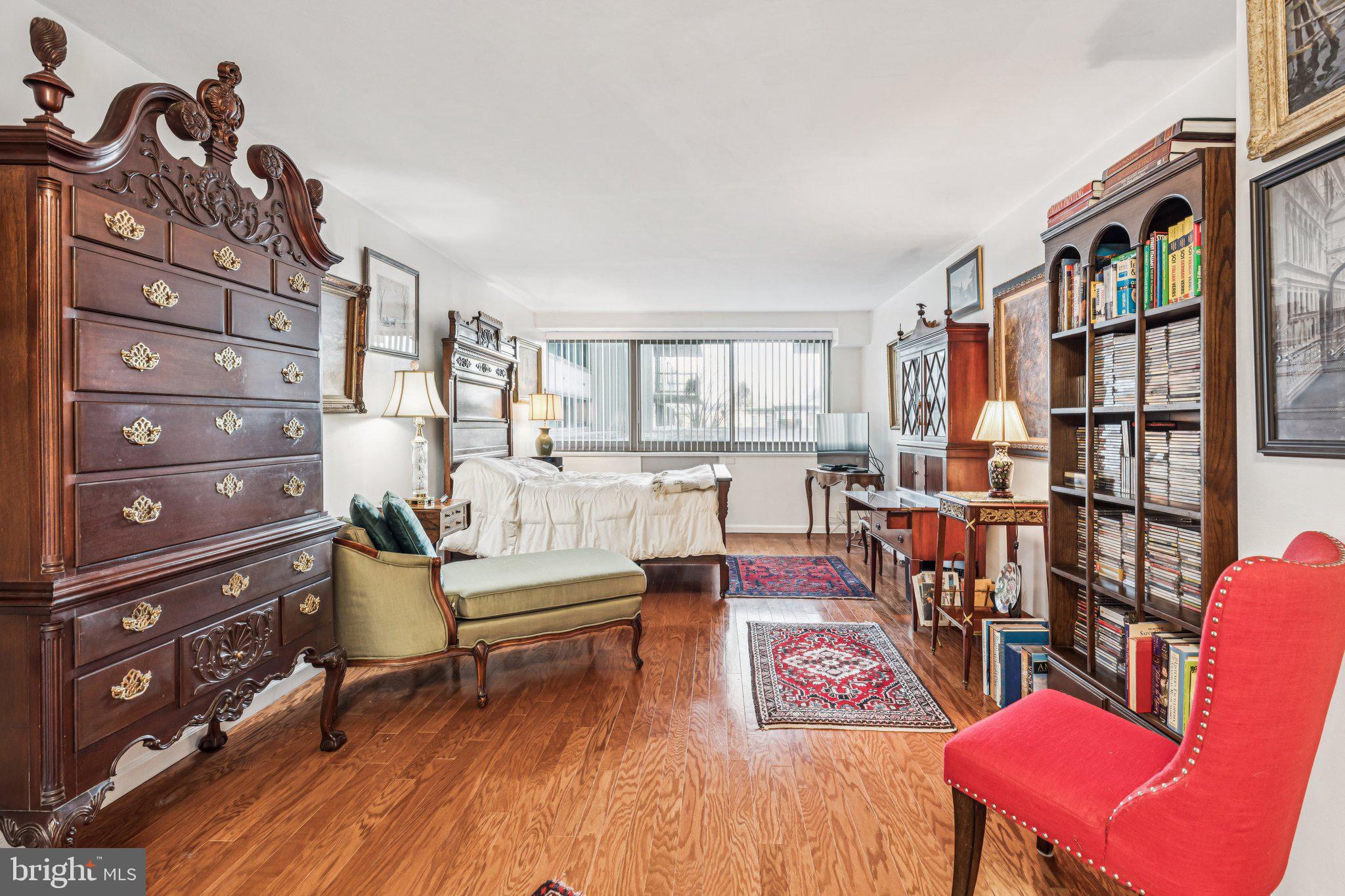 FAIRMOUNT - Residential