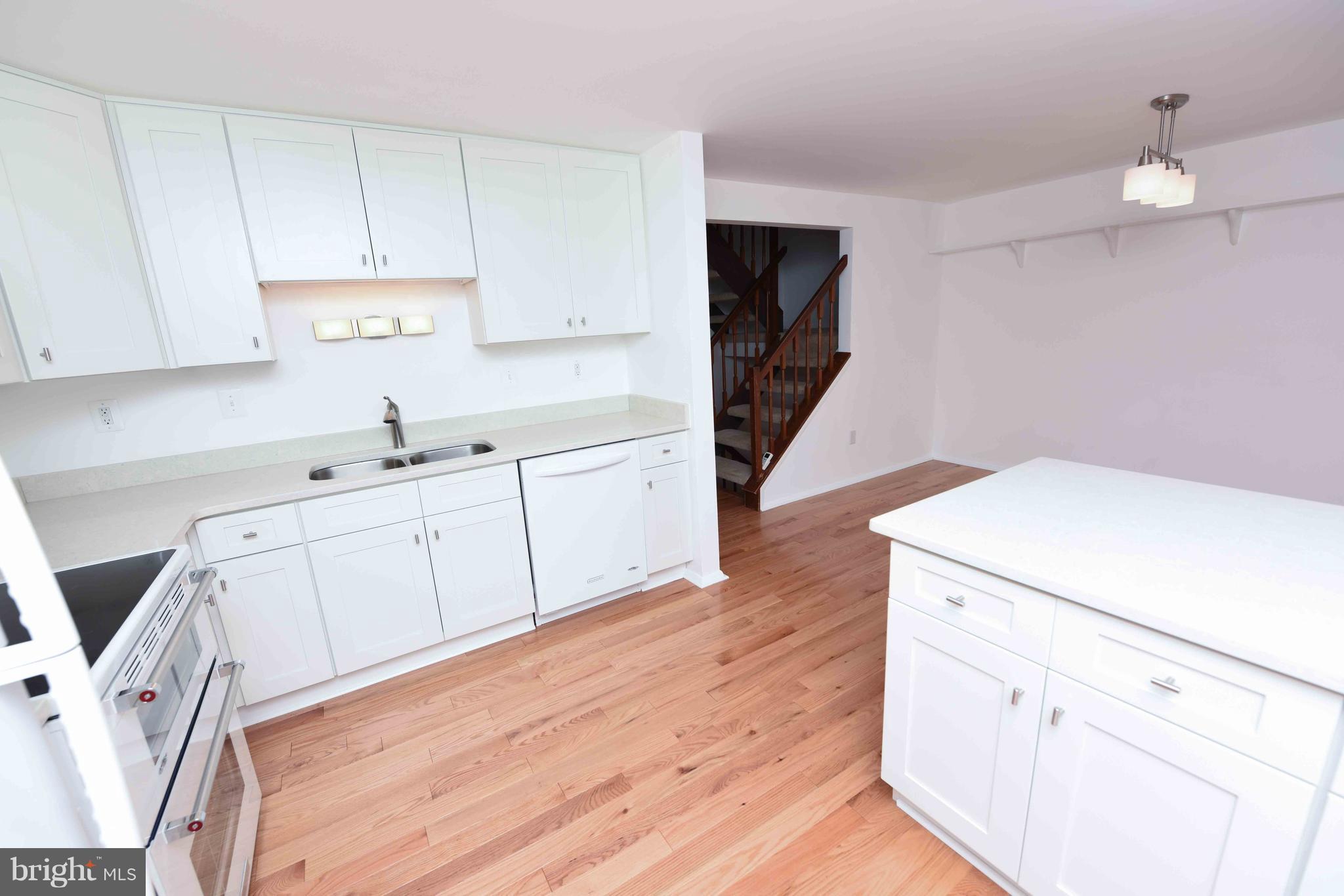 RESTON - Residential Lease