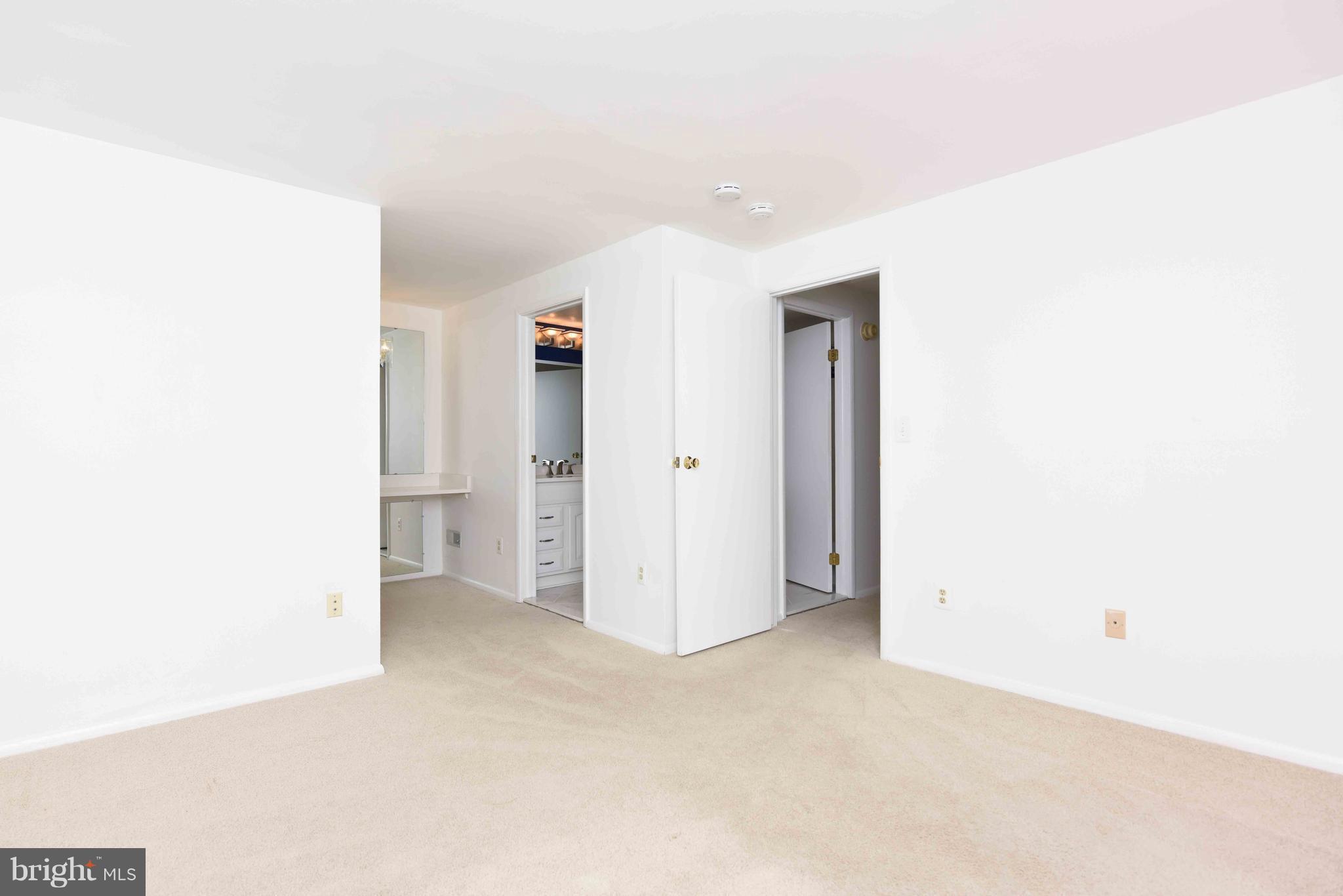 RESTON - Residential Lease