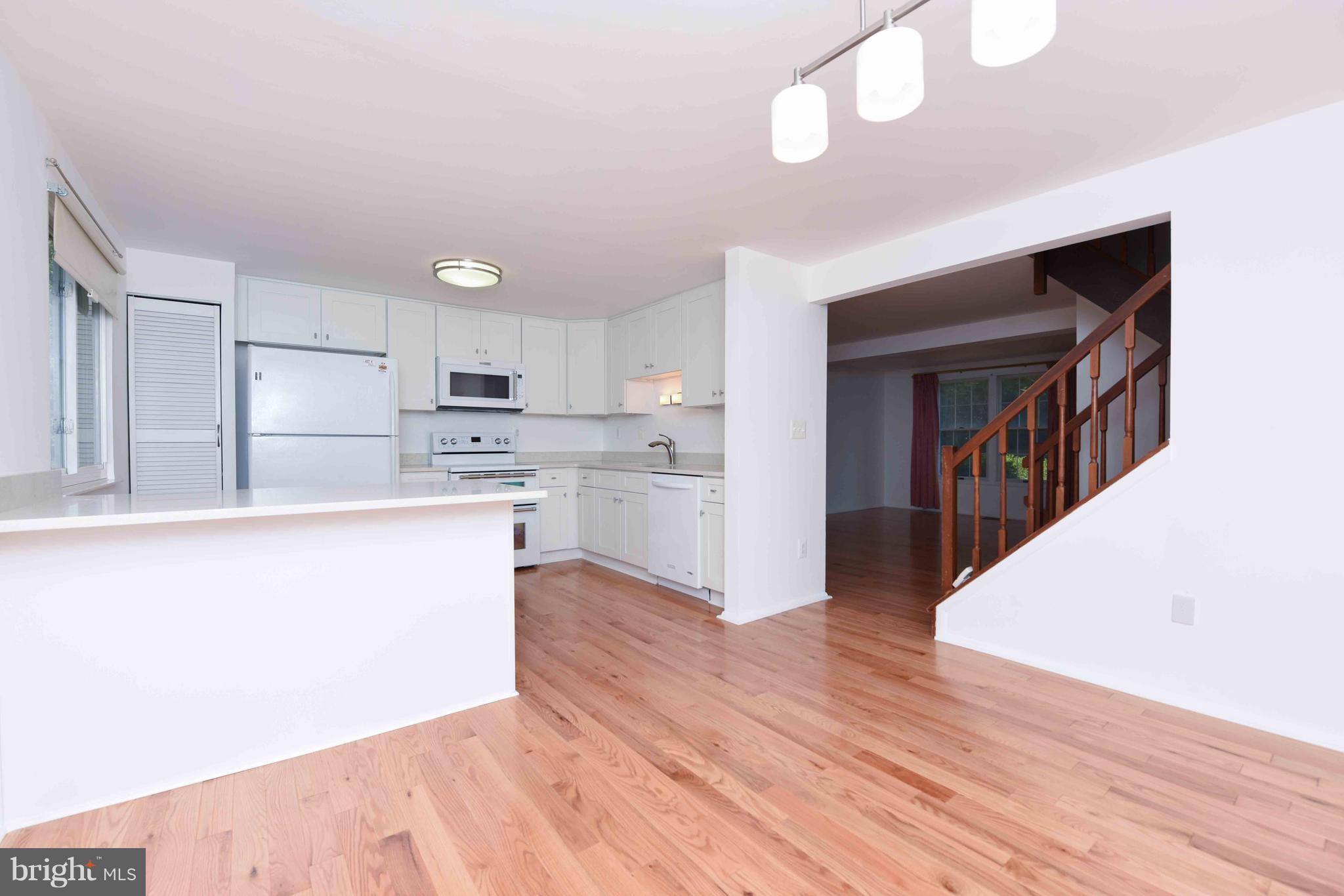 RESTON - Residential Lease