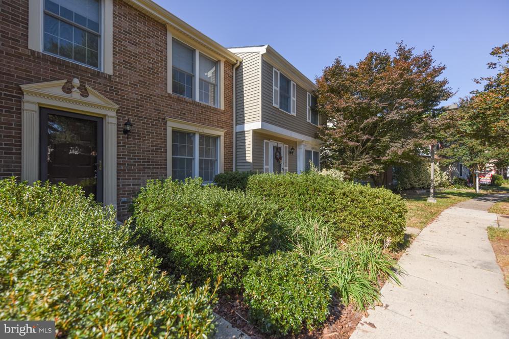 RESTON - Residential Lease